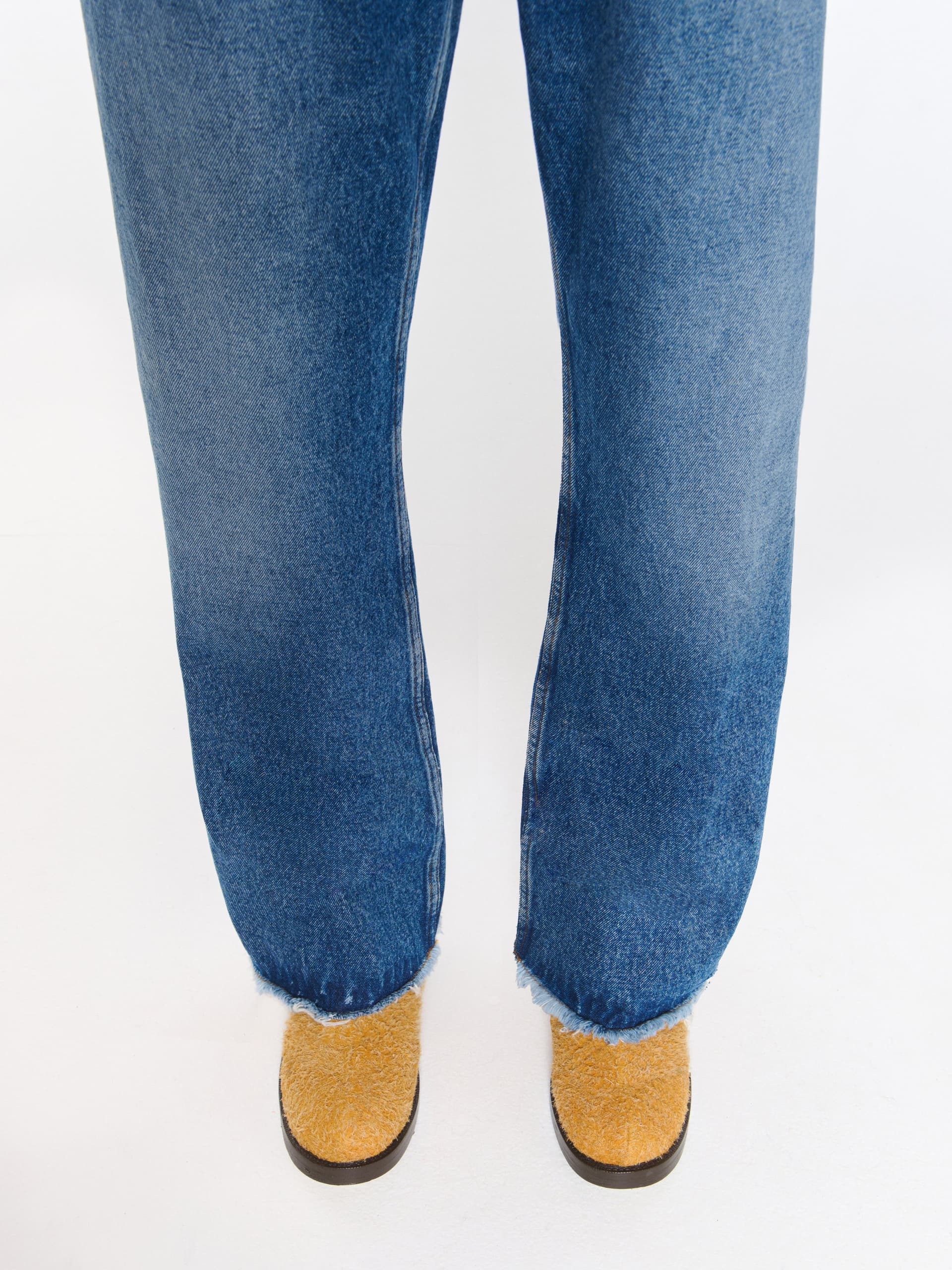 1430_97ed633592-frayed-cut-jeans-dark-river-blue_020-large