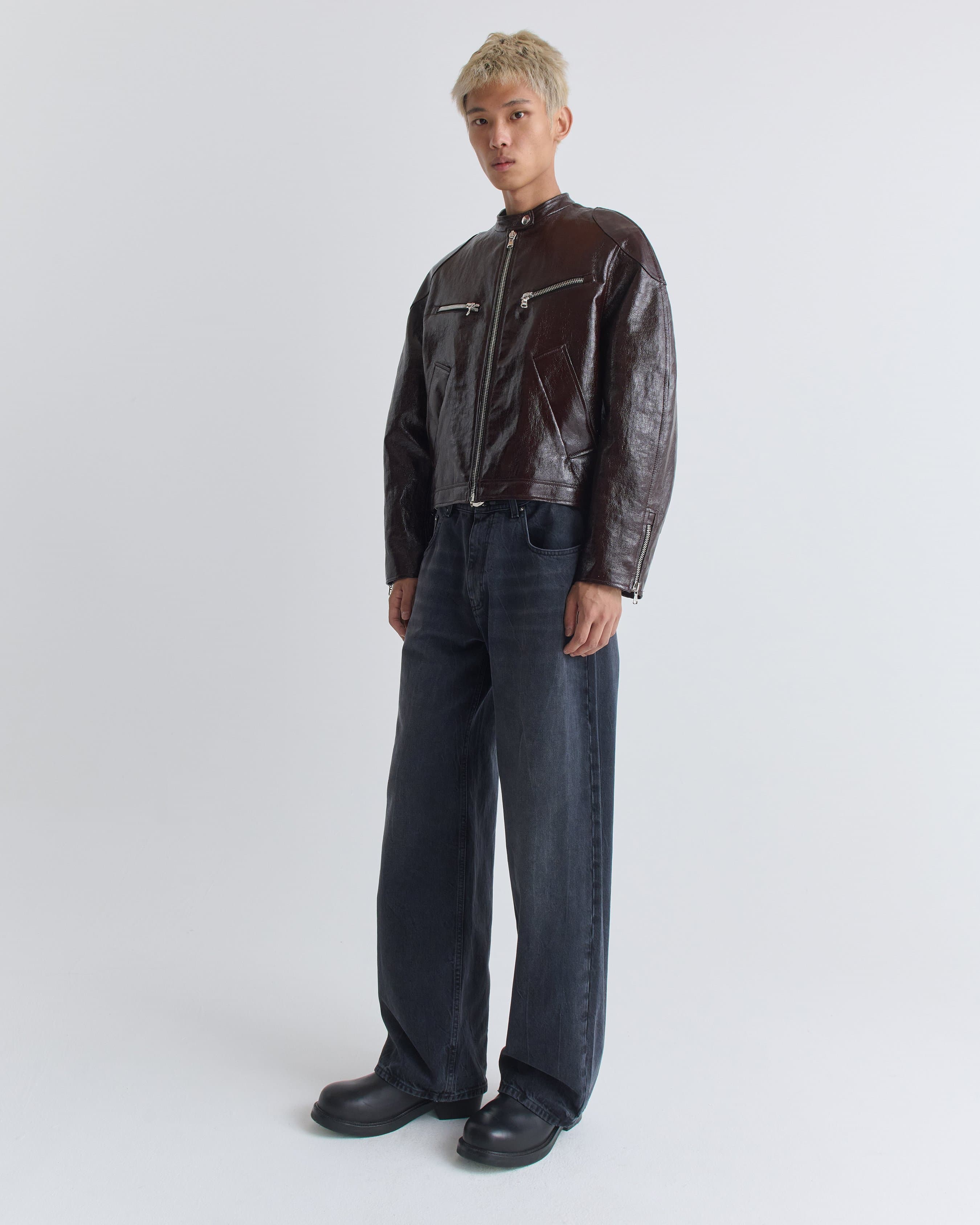 1442_6b1bb6e03f-12_ristretto_racer_laminated_linen_0602-large