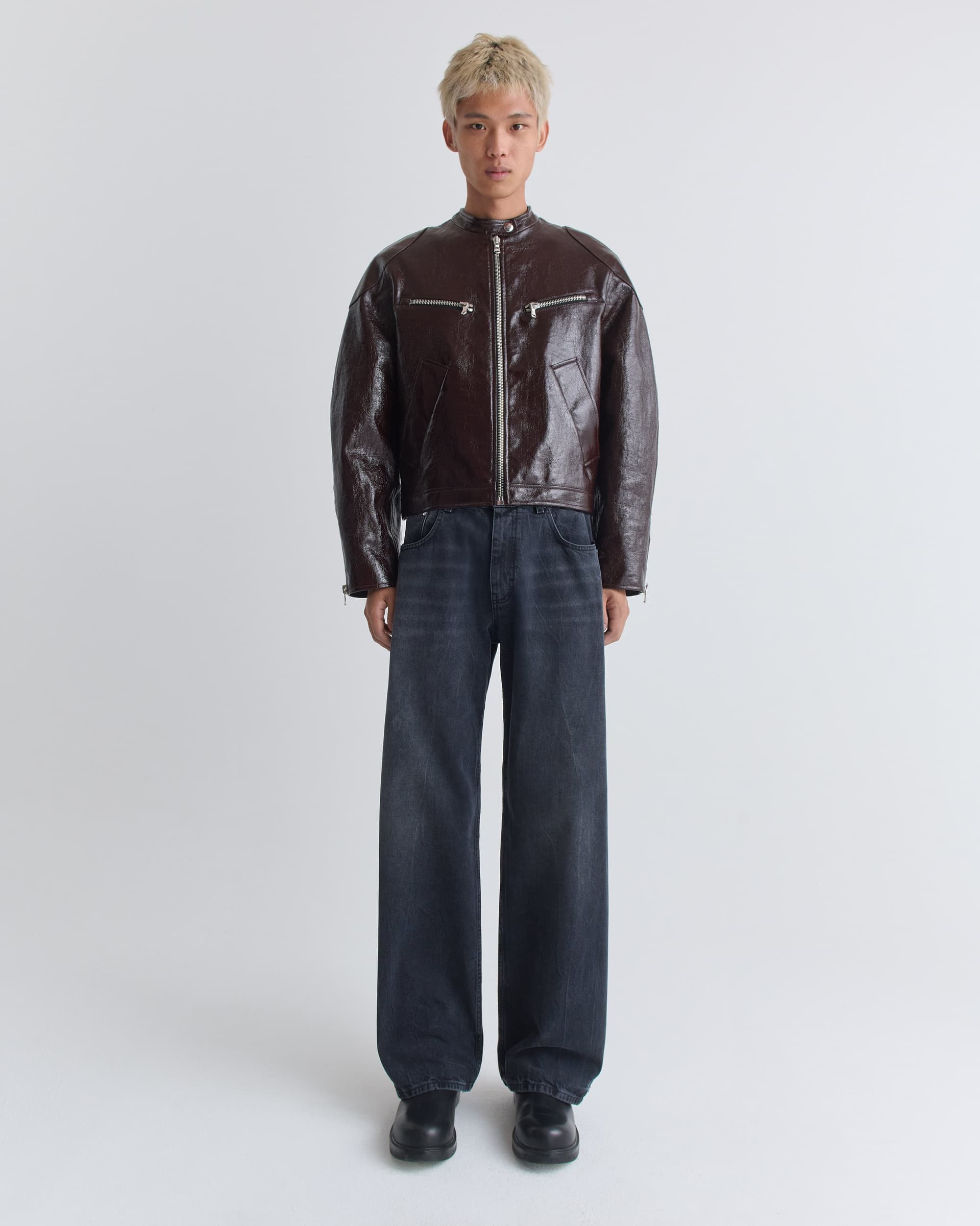 1442_6b8bf21596-12_ristretto_racer_laminated_linen_0557-large