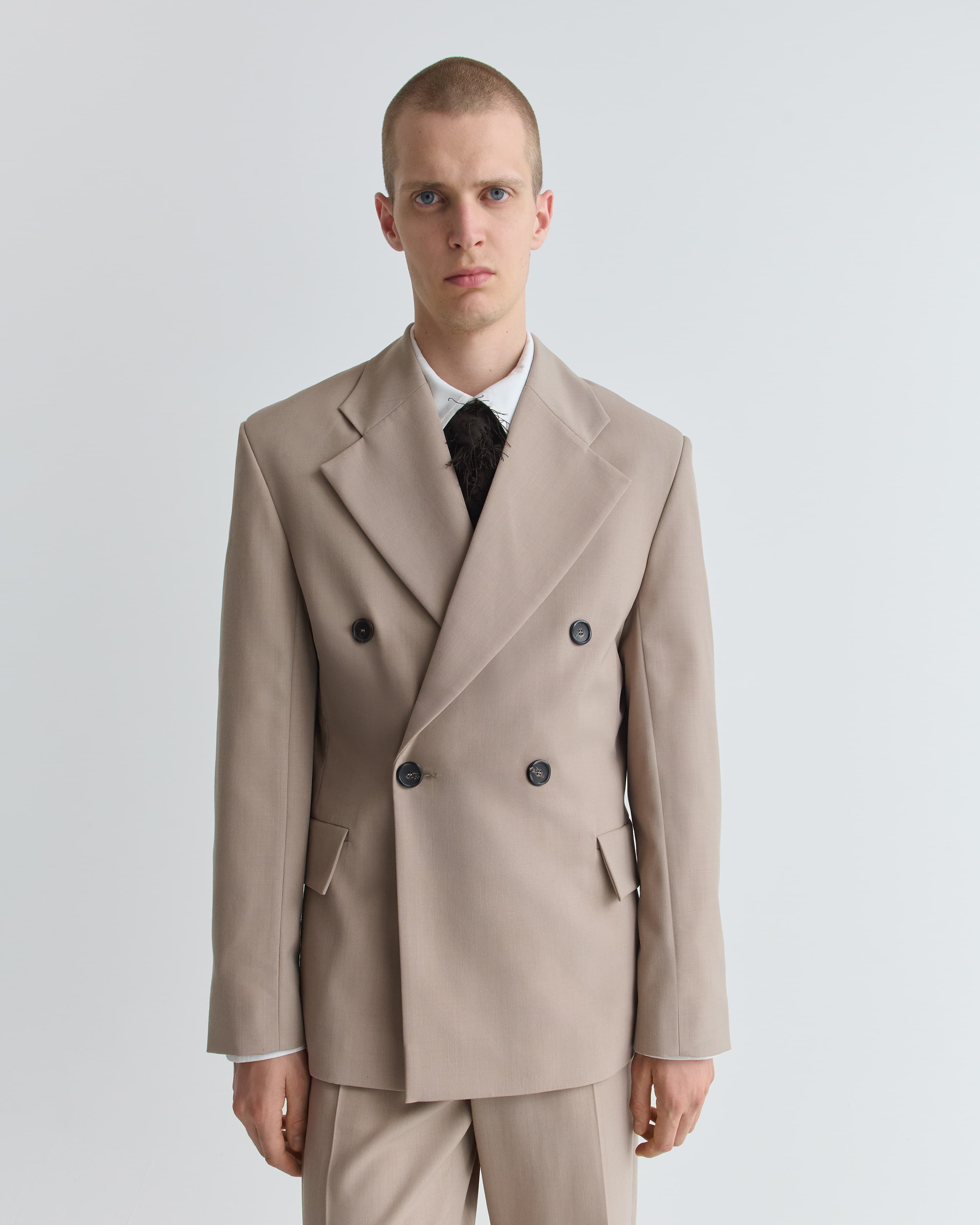 1447_a05a5bf989-21_donovan_blazer_light_summer_taupe_1396-large