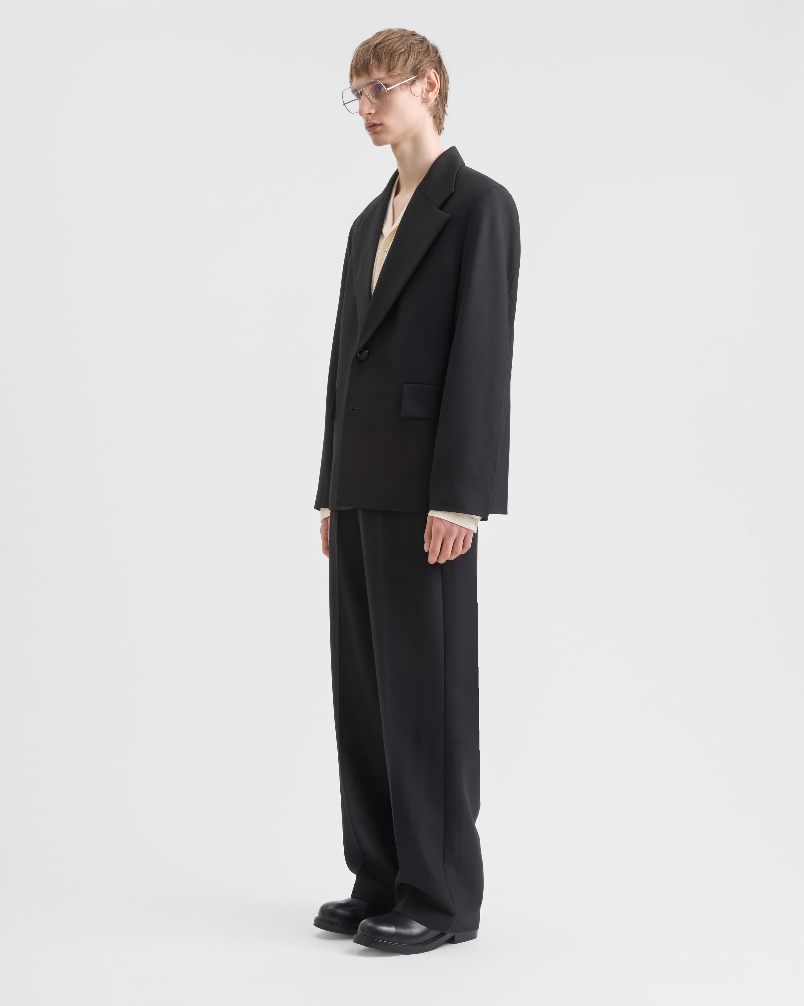 1451_00a56f50f9-sefr_fw26_amare-blazer-fine-black-wool_4979-large