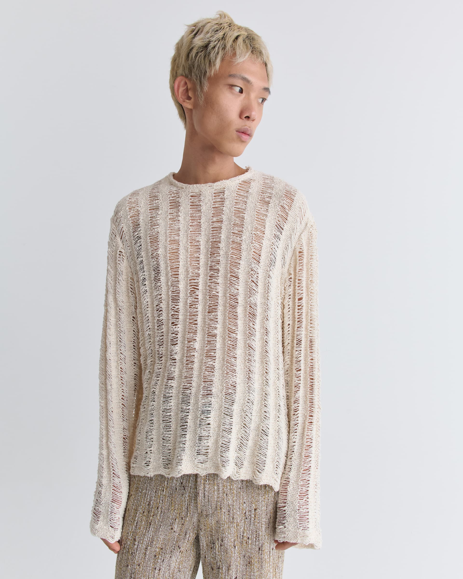 1453_d9b7d014f5-15_aestas_sweater_tee_beige_concrete_linen_0727-large