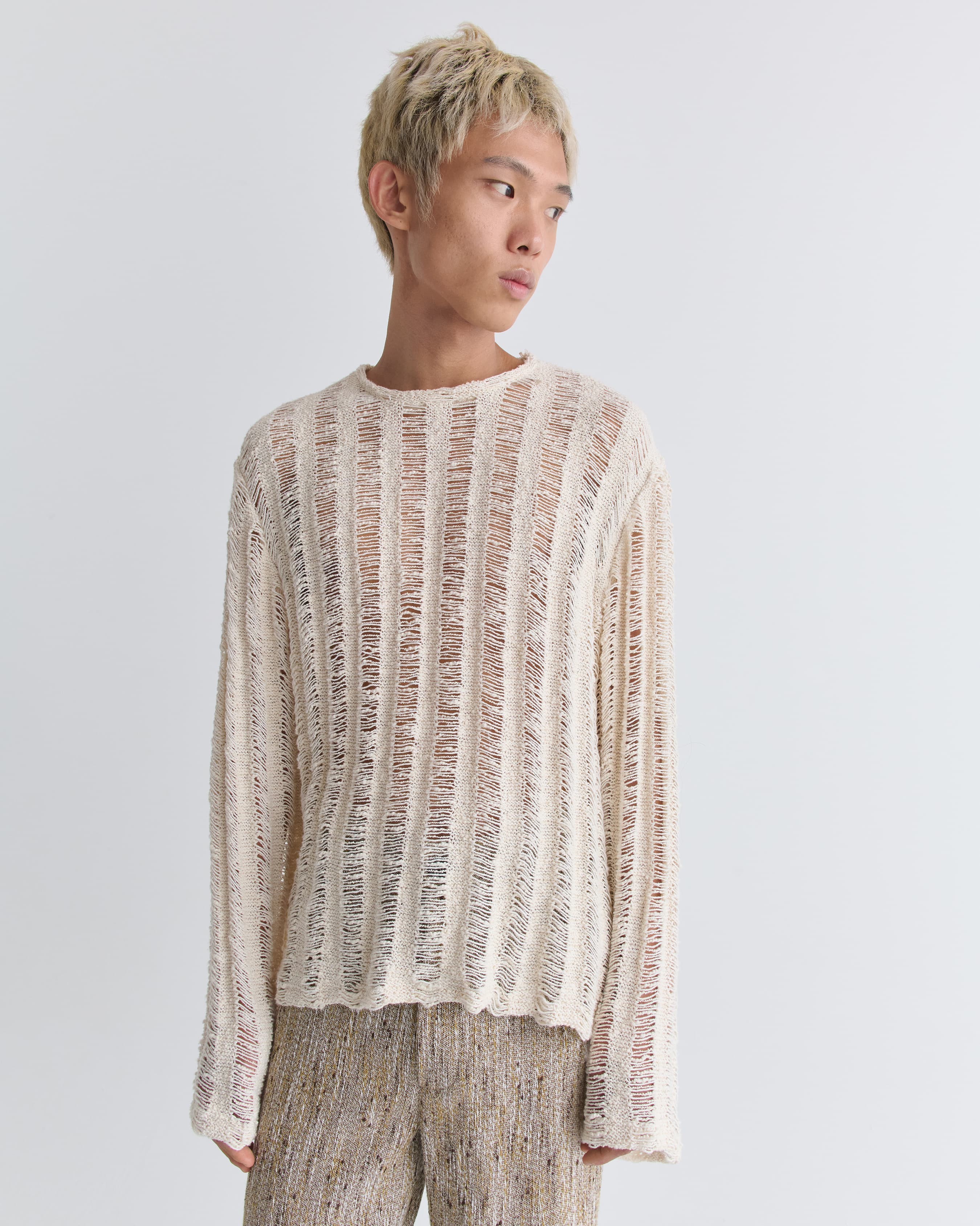 1453_d9b7d014f5-15_aestas_sweater_tee_beige_concrete_linen_0727-large