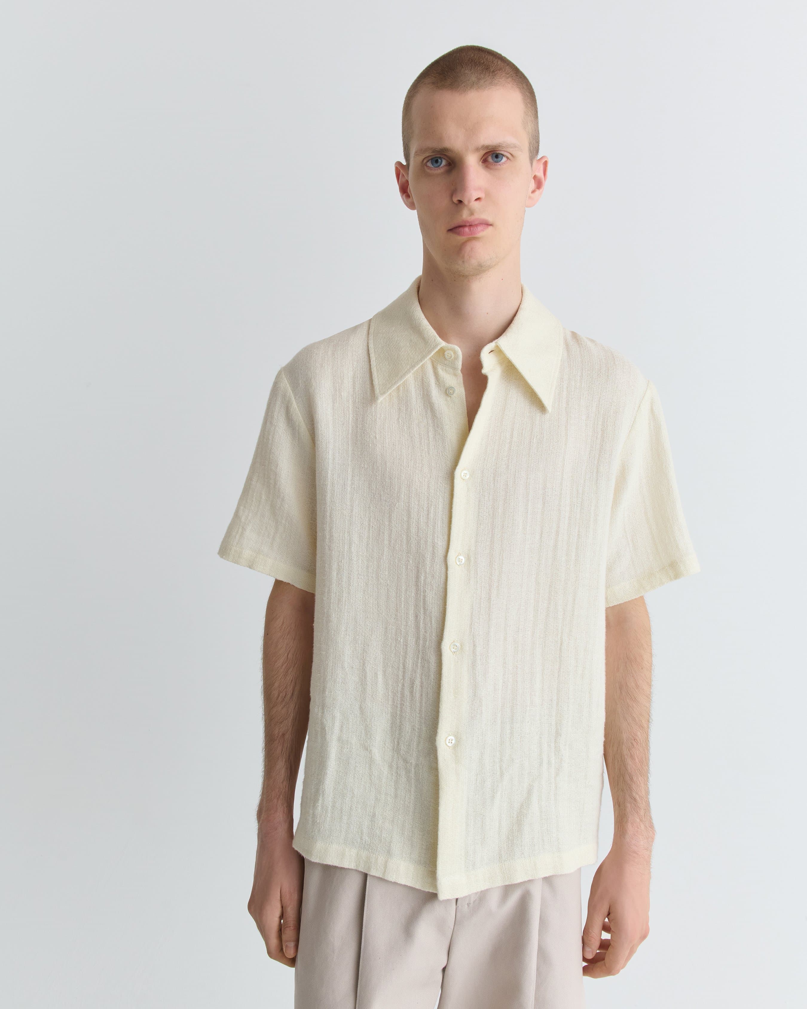 1457_76678ecef3-18_dayot_shirt_dog_days_ecru_1215-large