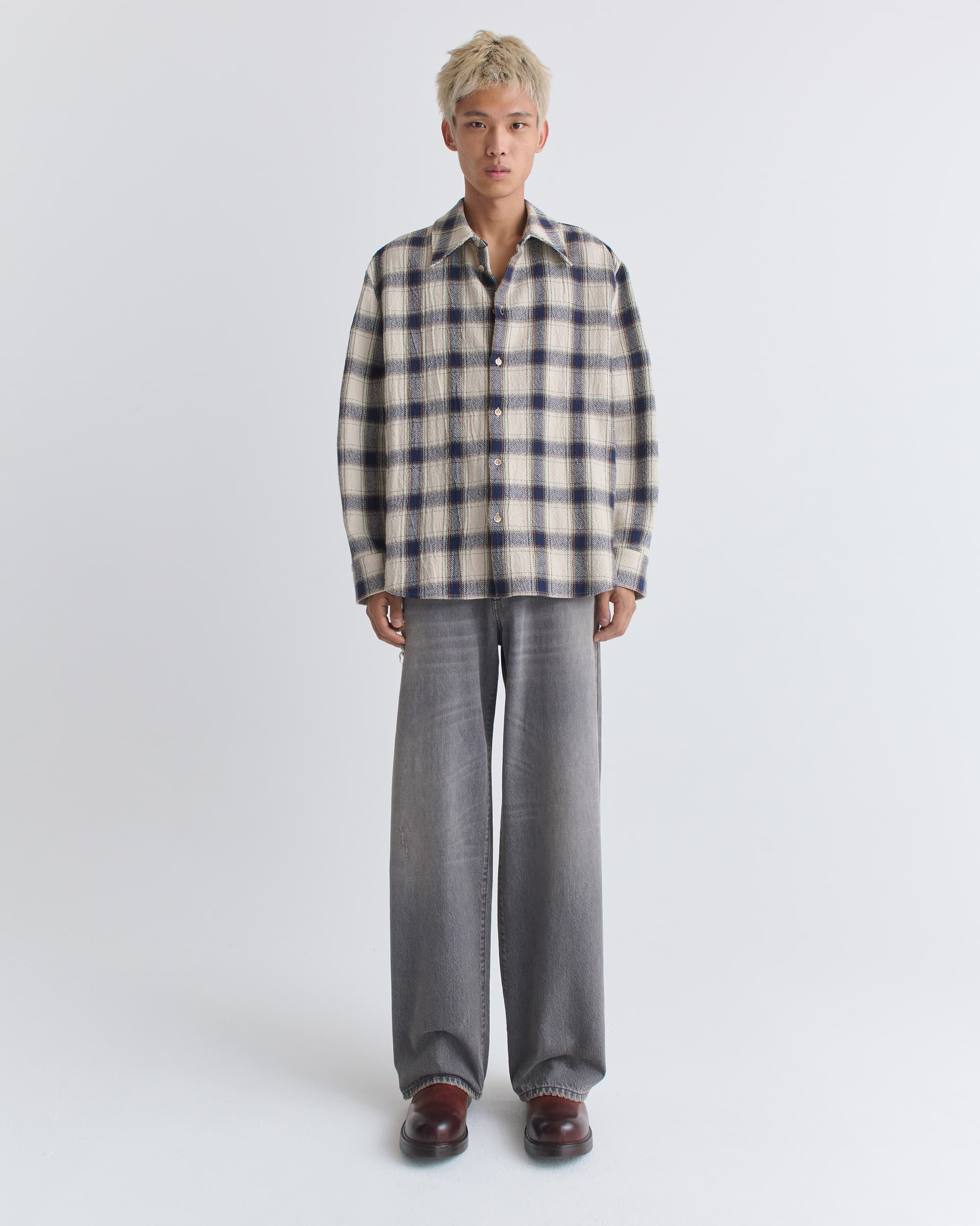 1462_6ce1d73332-17_wes_shirt_navy_tablecloth_check_0797-large