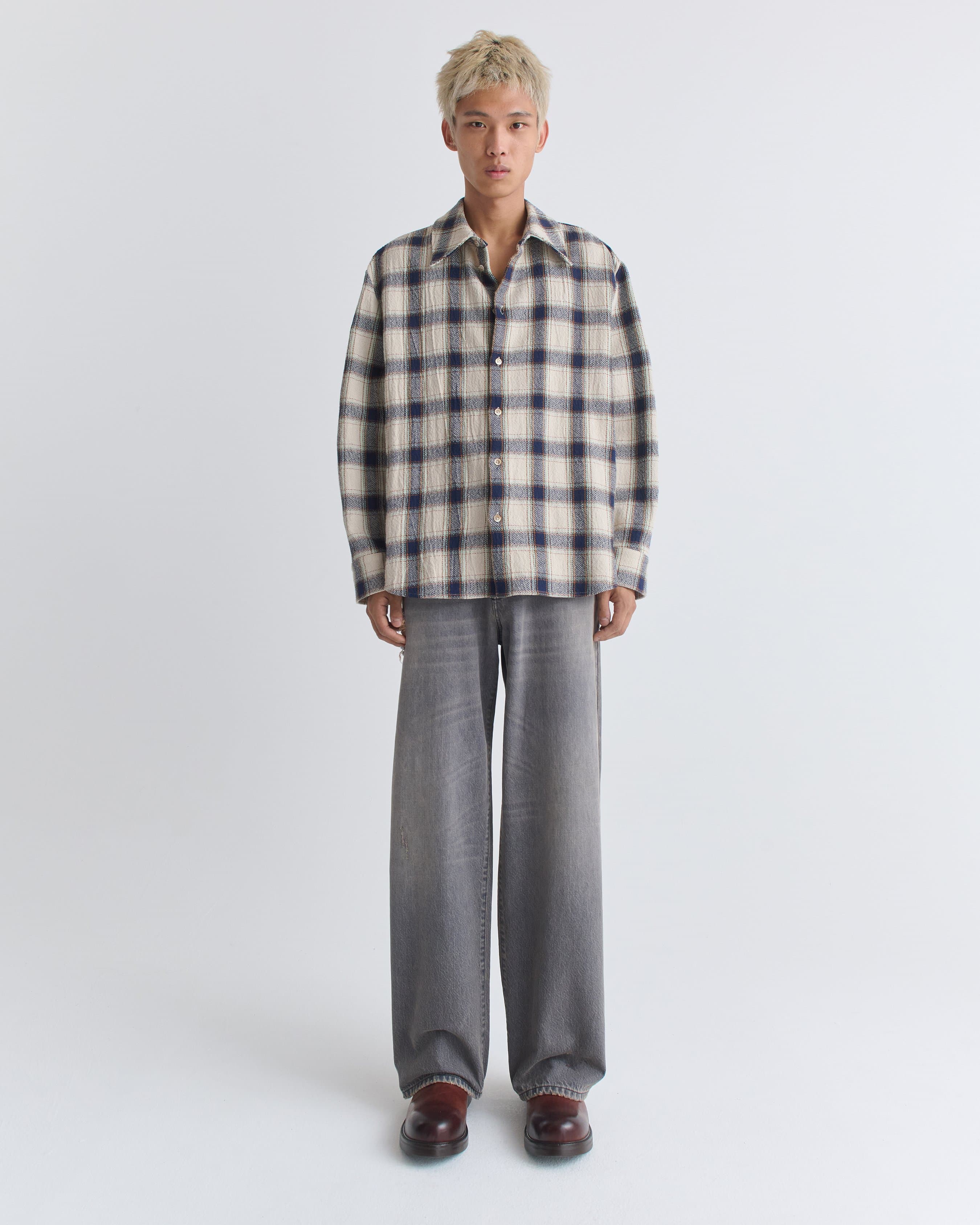 1462_6ce1d73332-17_wes_shirt_navy_tablecloth_check_0797-large