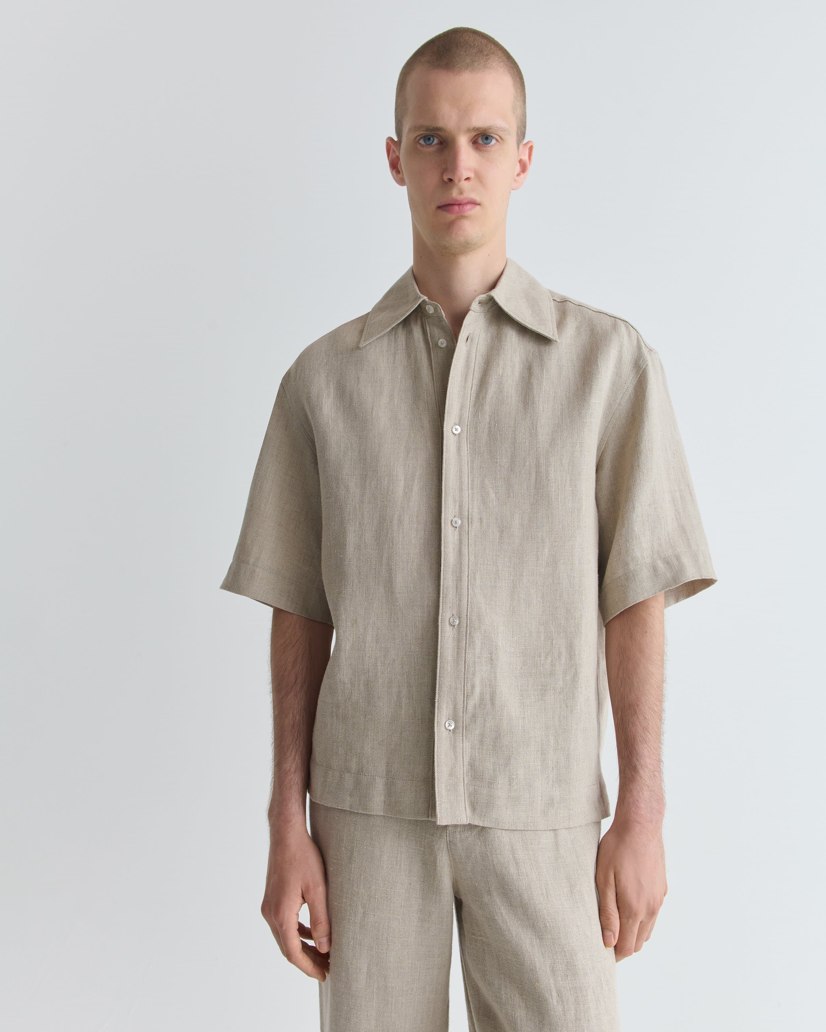 1463_c5c943aab3-10_dao_shirt_beige_concrete_linen_0665-large