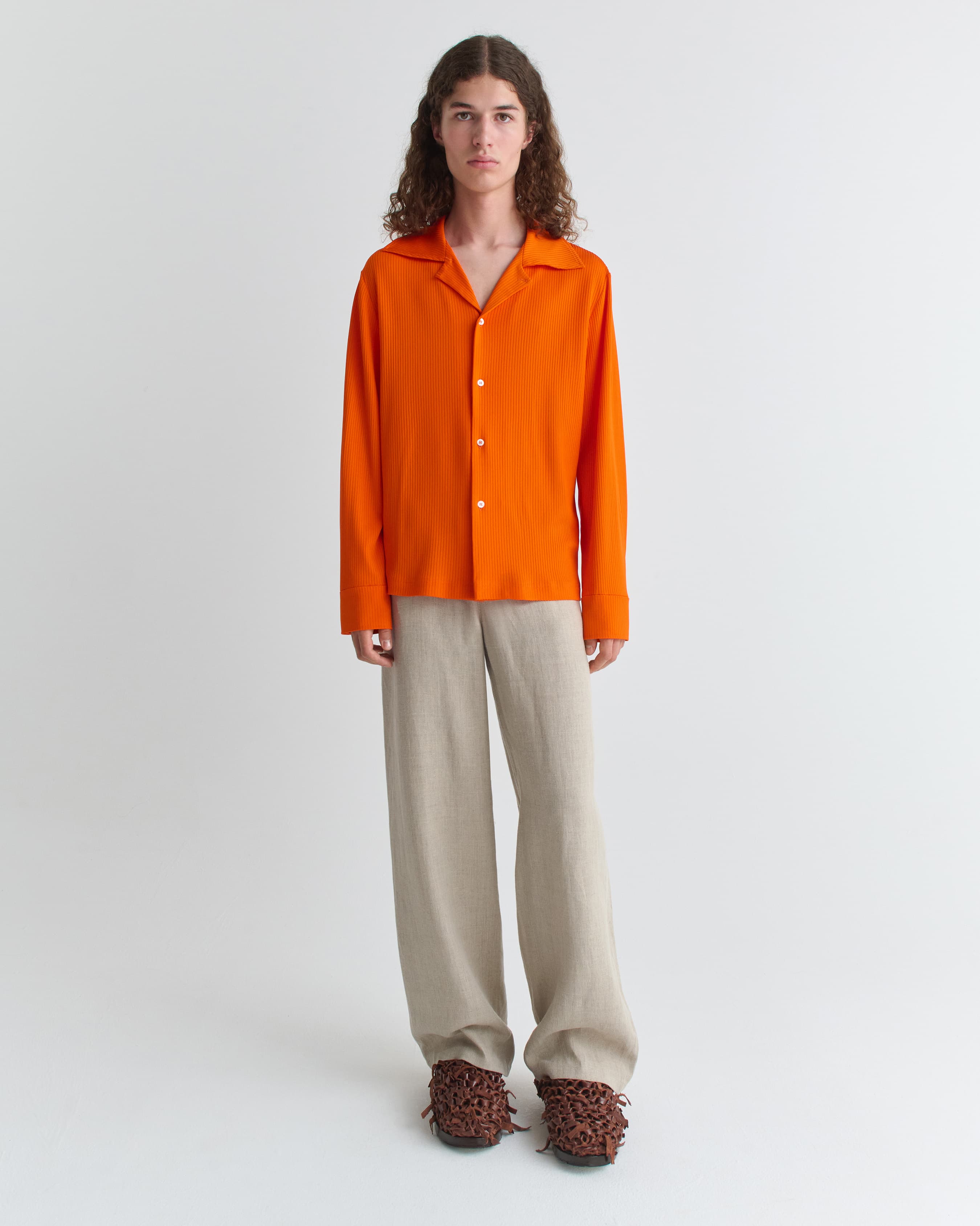 1464_9a9406626c-12_darian_shirt_tangerine_viscose_rib_0601-large
