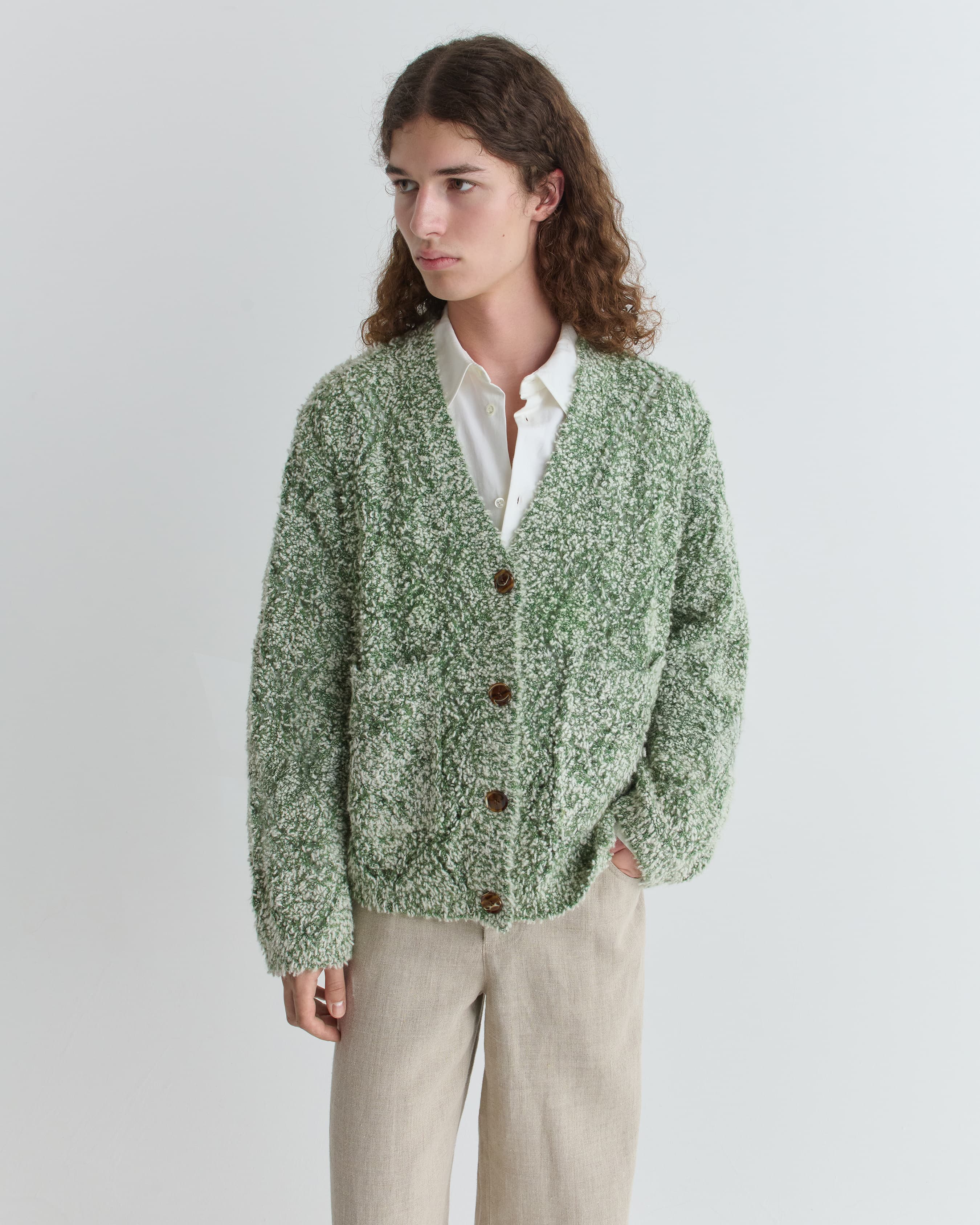 1477_70a2a94b2d-13_abain_cardigan_zoysia_field_0654-large