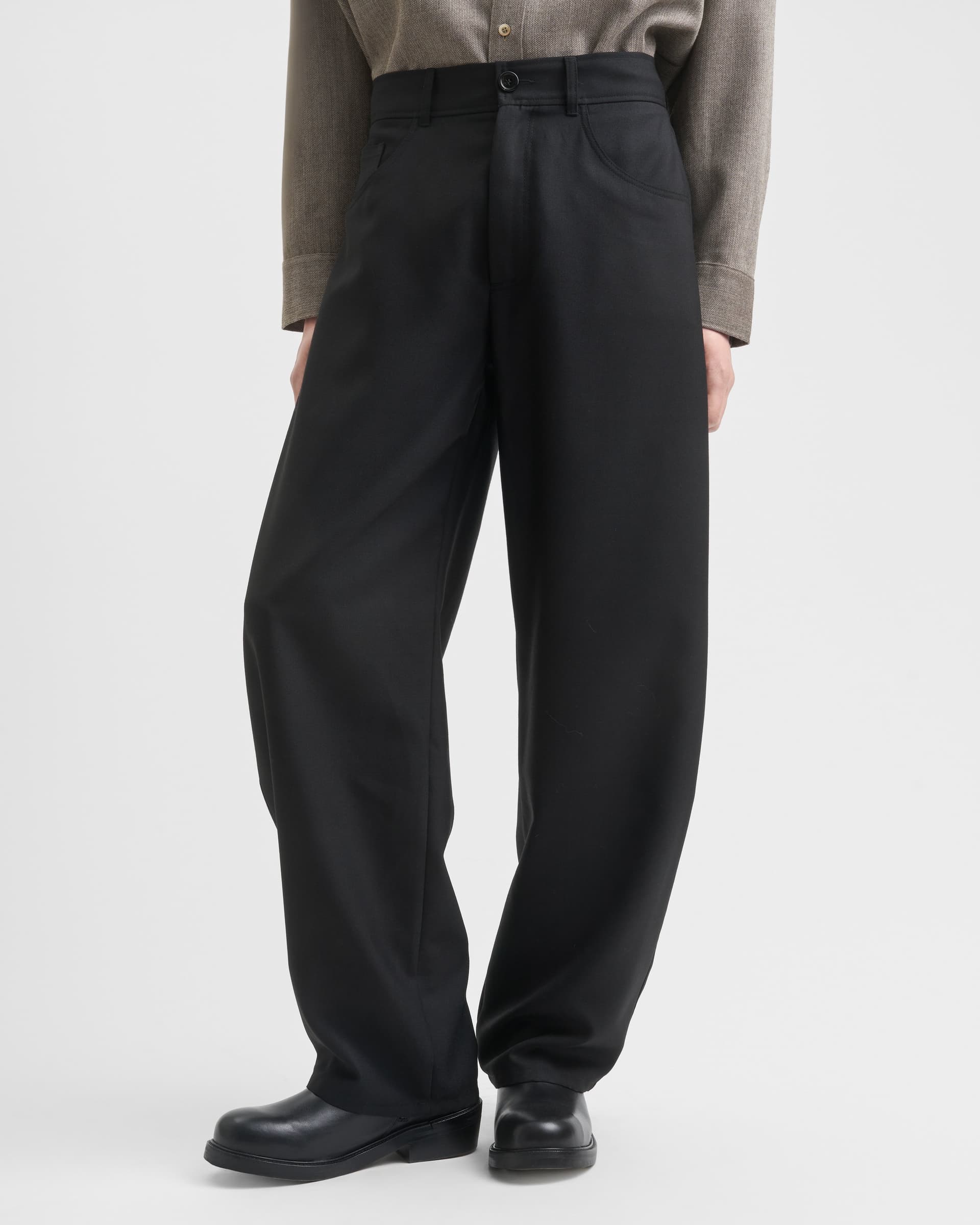 1478_a2095f11f9-sefr_fw26_gino-trouser-fine-black-wool_9574-large