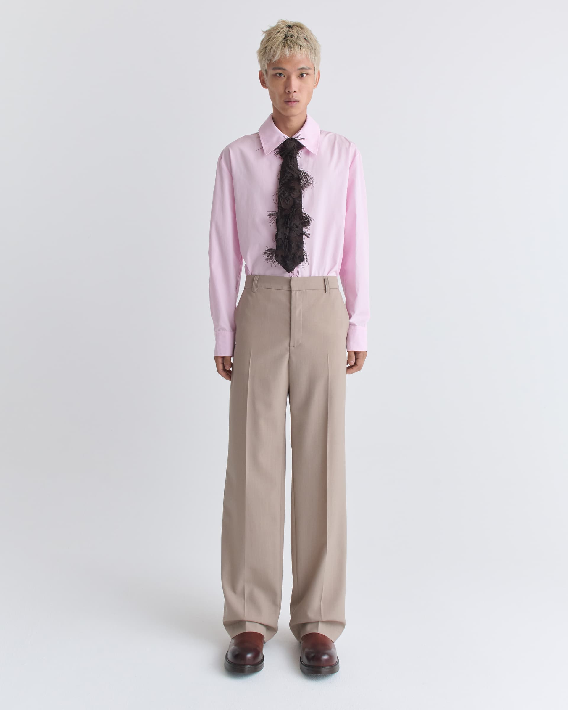 1483_15a86761ea-06_javier_trouser_light_summer_taupe_0266-large