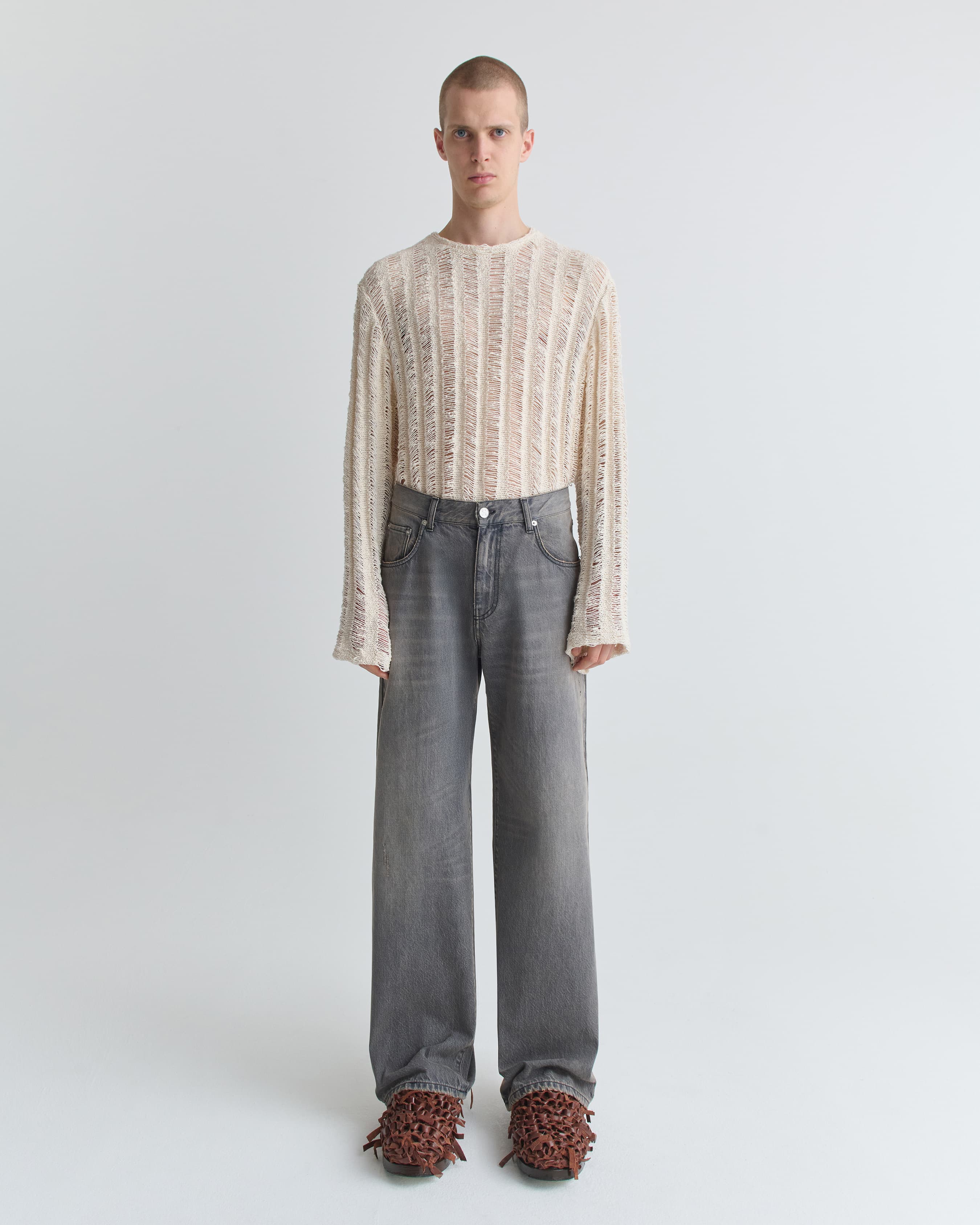 1491_20927fbbda-16_mass_jeans_dust_black_wash_1040-large