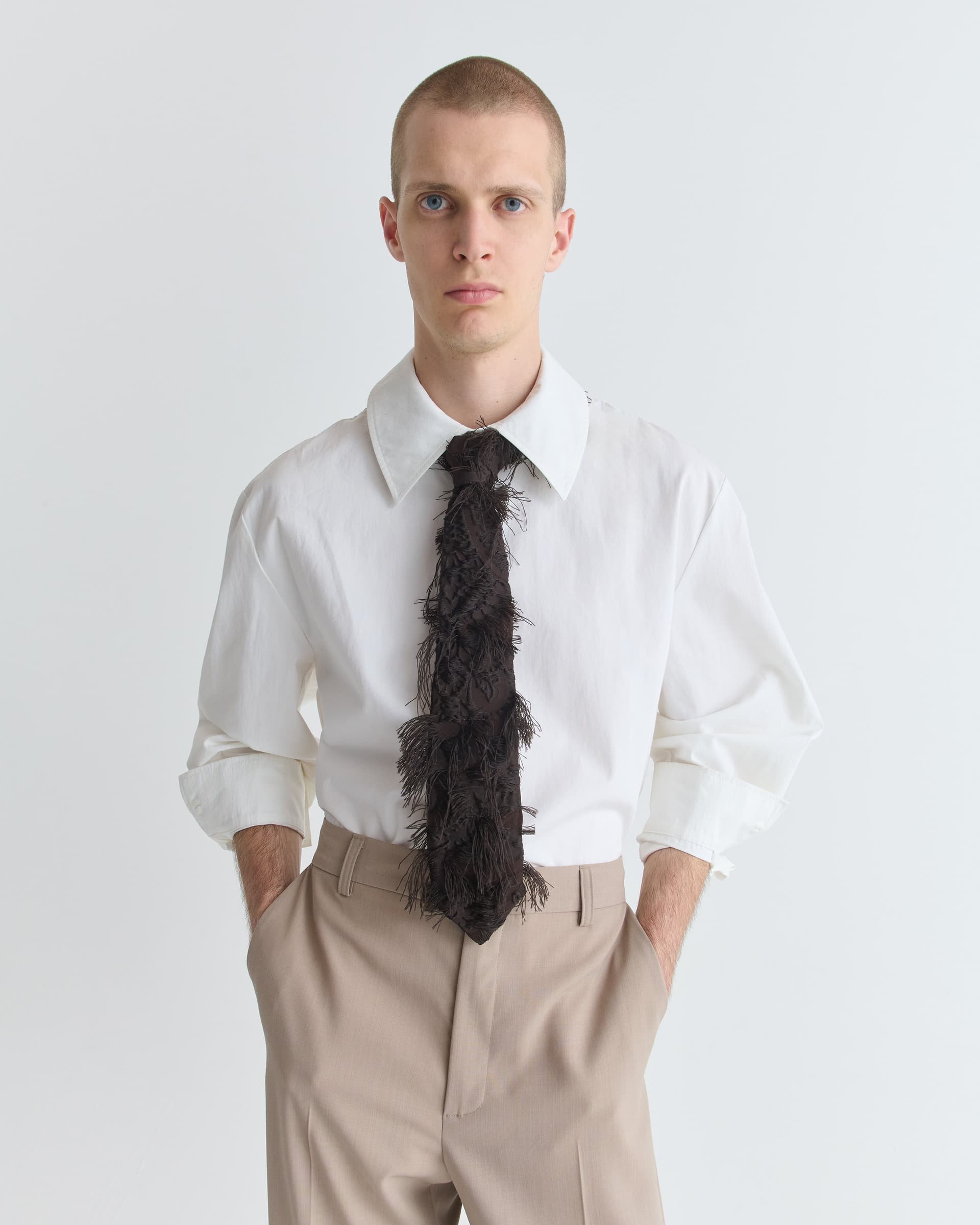 1496_139754f0bb-22_lyria_tie_fringed_black_vis_1468-large