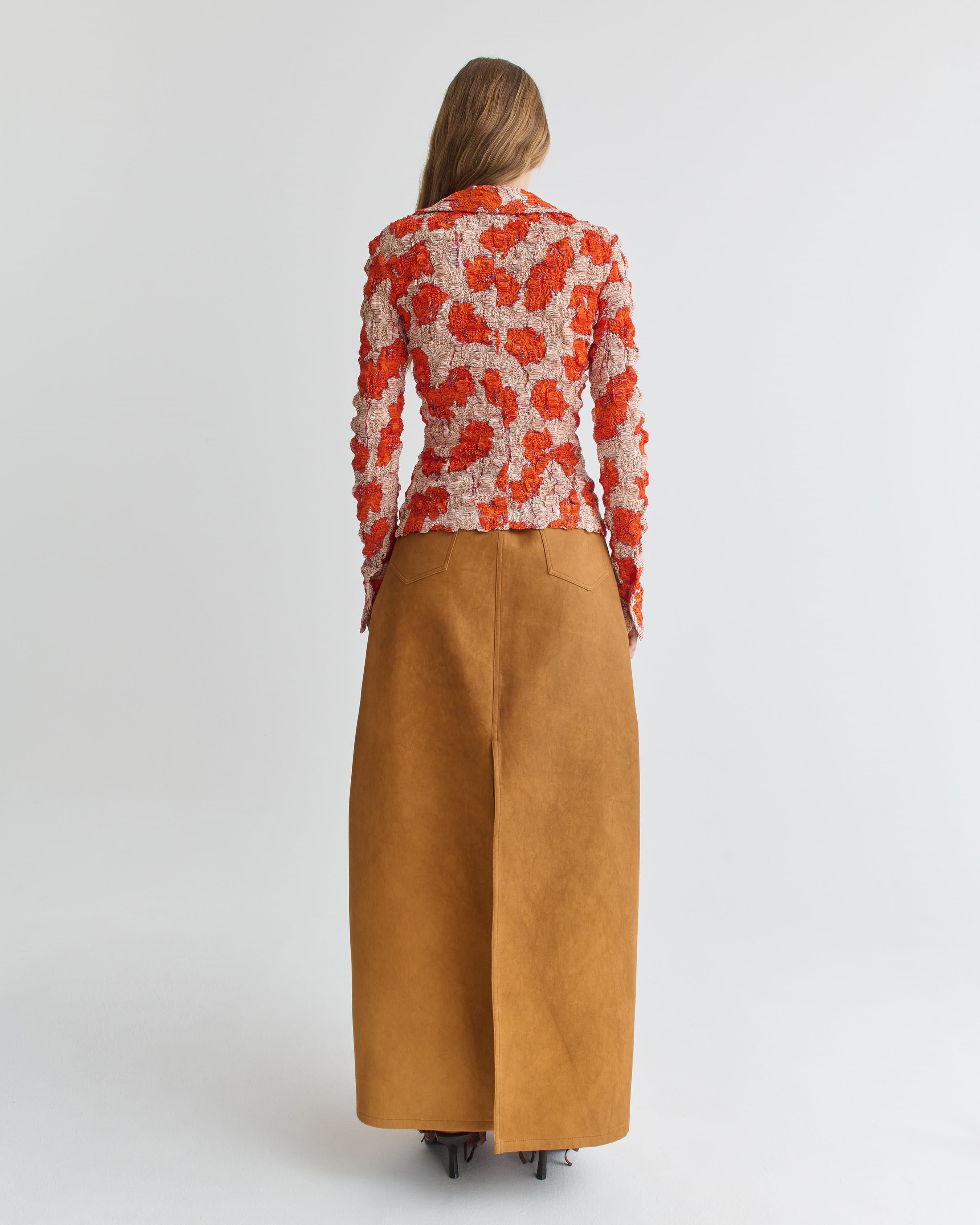 1516_963735b520-12_erin_shirt_crinkled_abstract_flower_0830-large