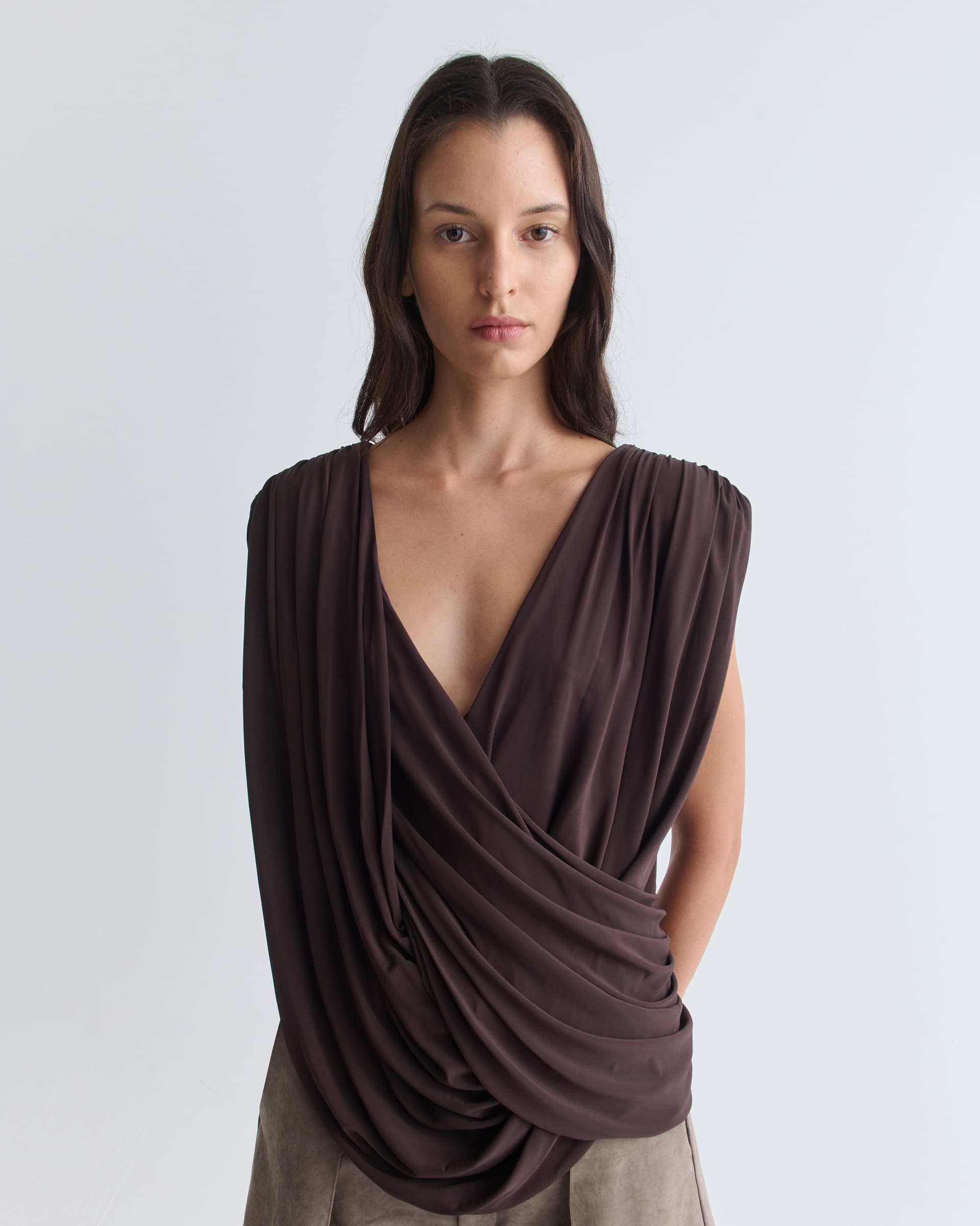 1517_09049a4f0e-34_tamara_top_draped_fluid_brown_1765-large