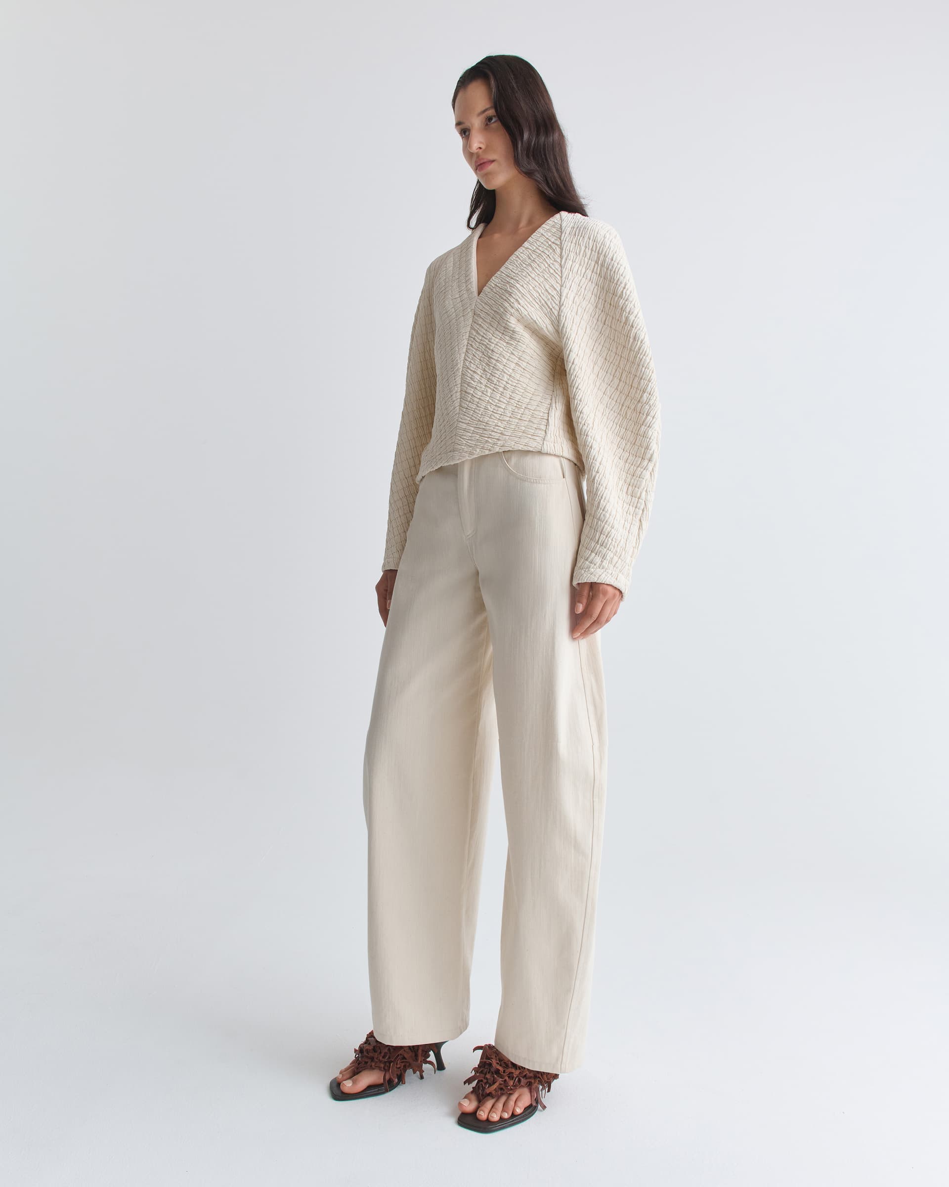 1523_32a36cc3d0-11_quinn_top_light_quilted_beige_0562-large