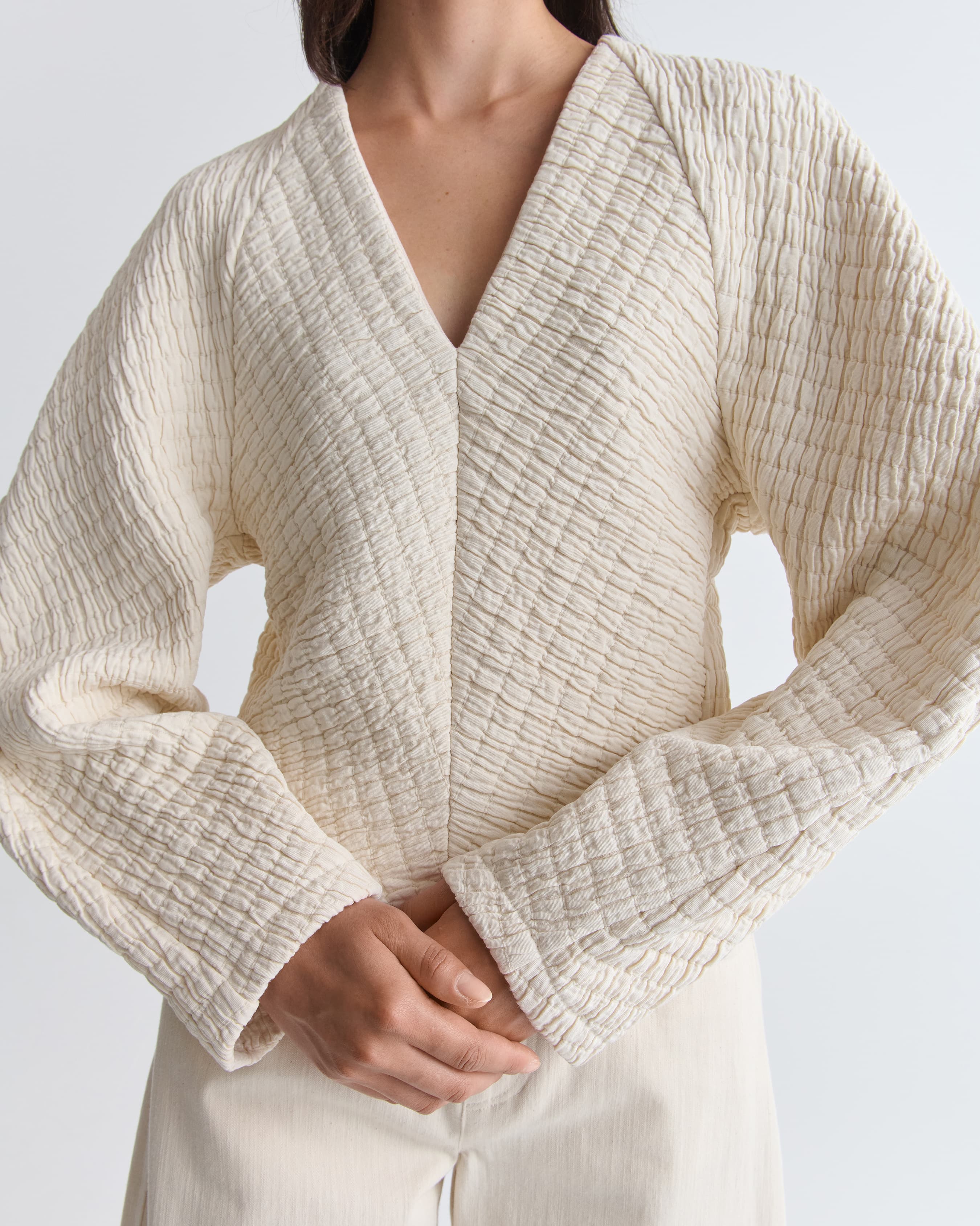 1523_8251dd2343-11_quinn_top_light_quilted_beige_0551-large