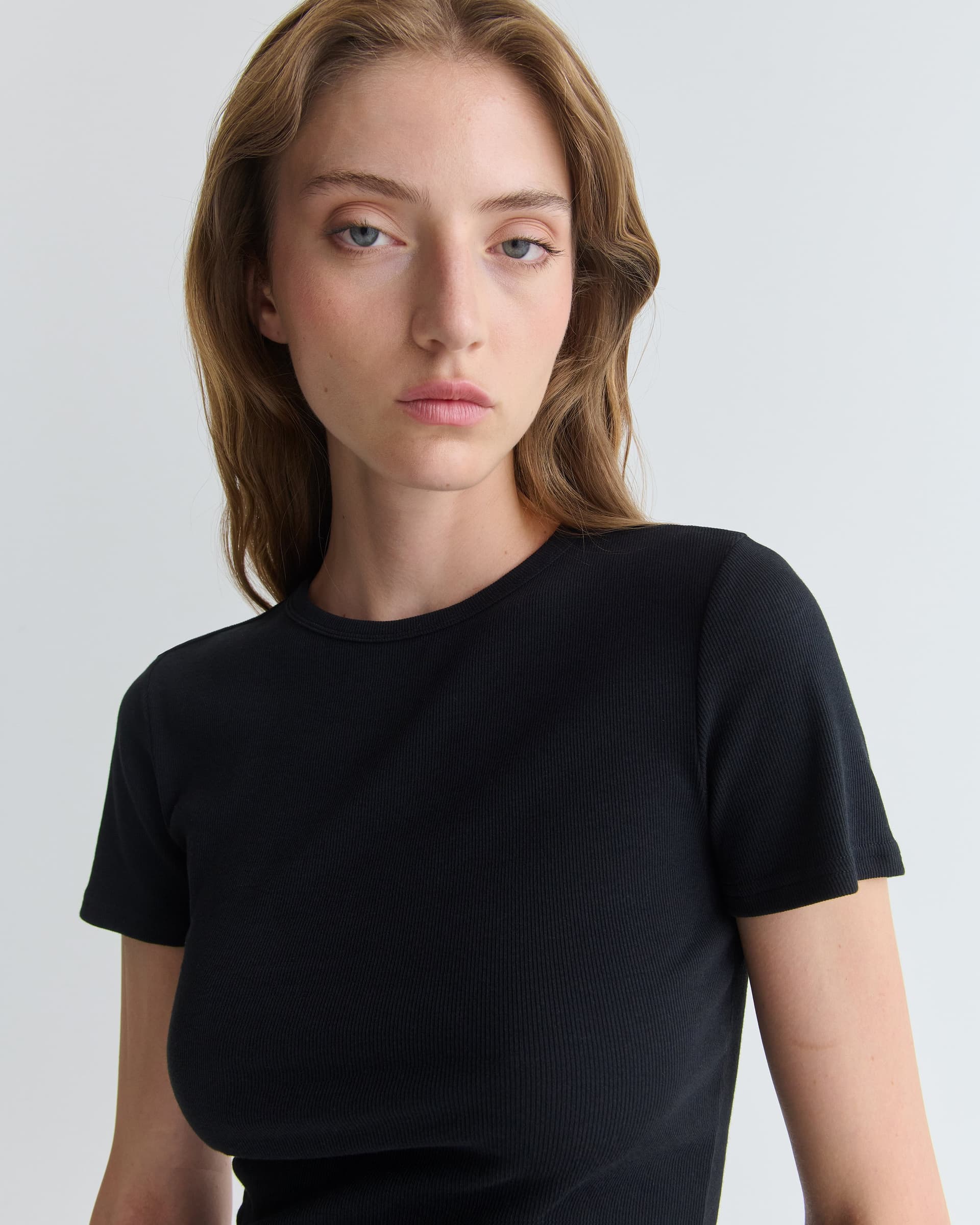 1529_8fd02b0269-31_salma_tshirt_organic_black_cotton_1963-large