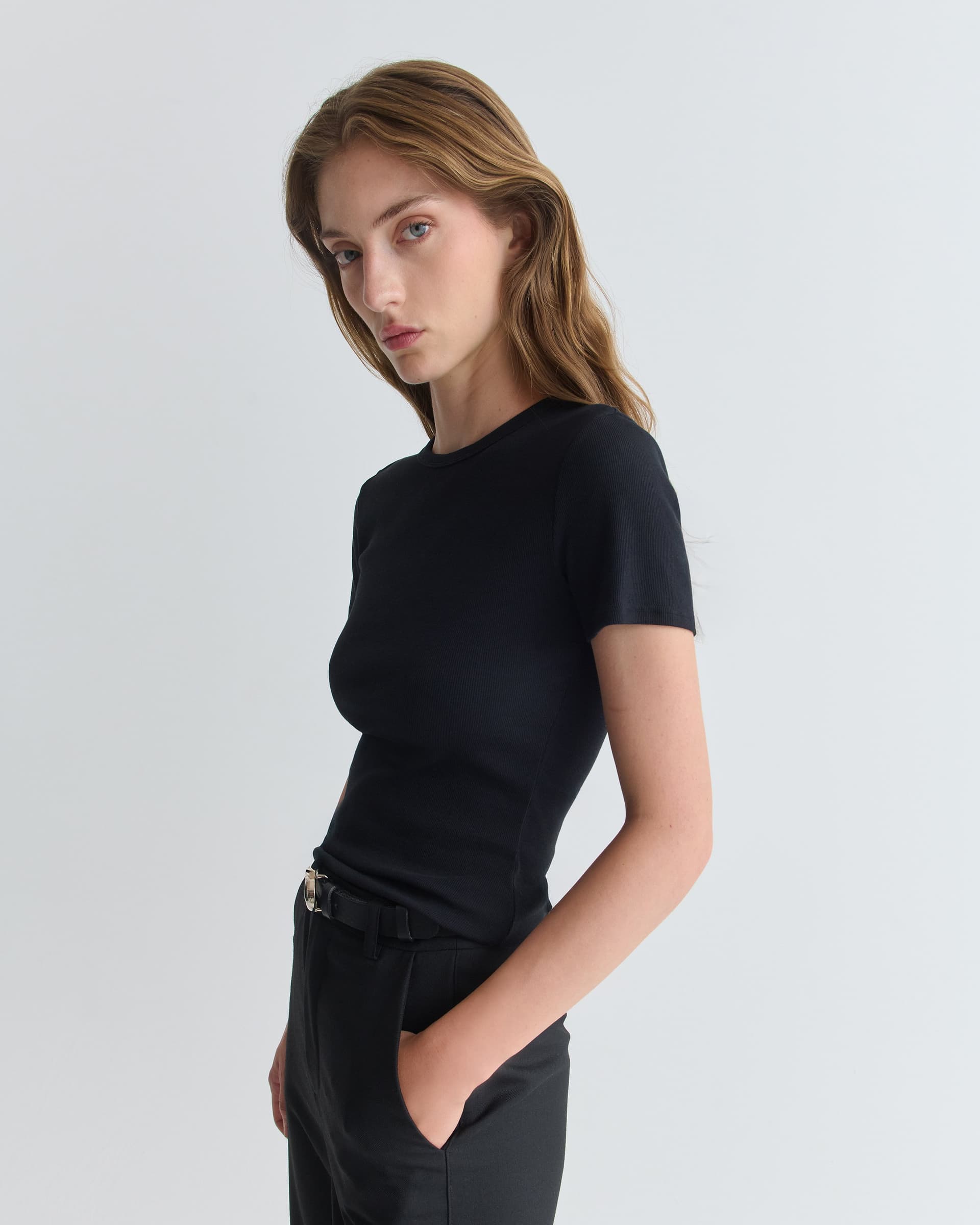 1529_90a48a7635-31_salma_tshirt_organic_black_cotton_1958-large