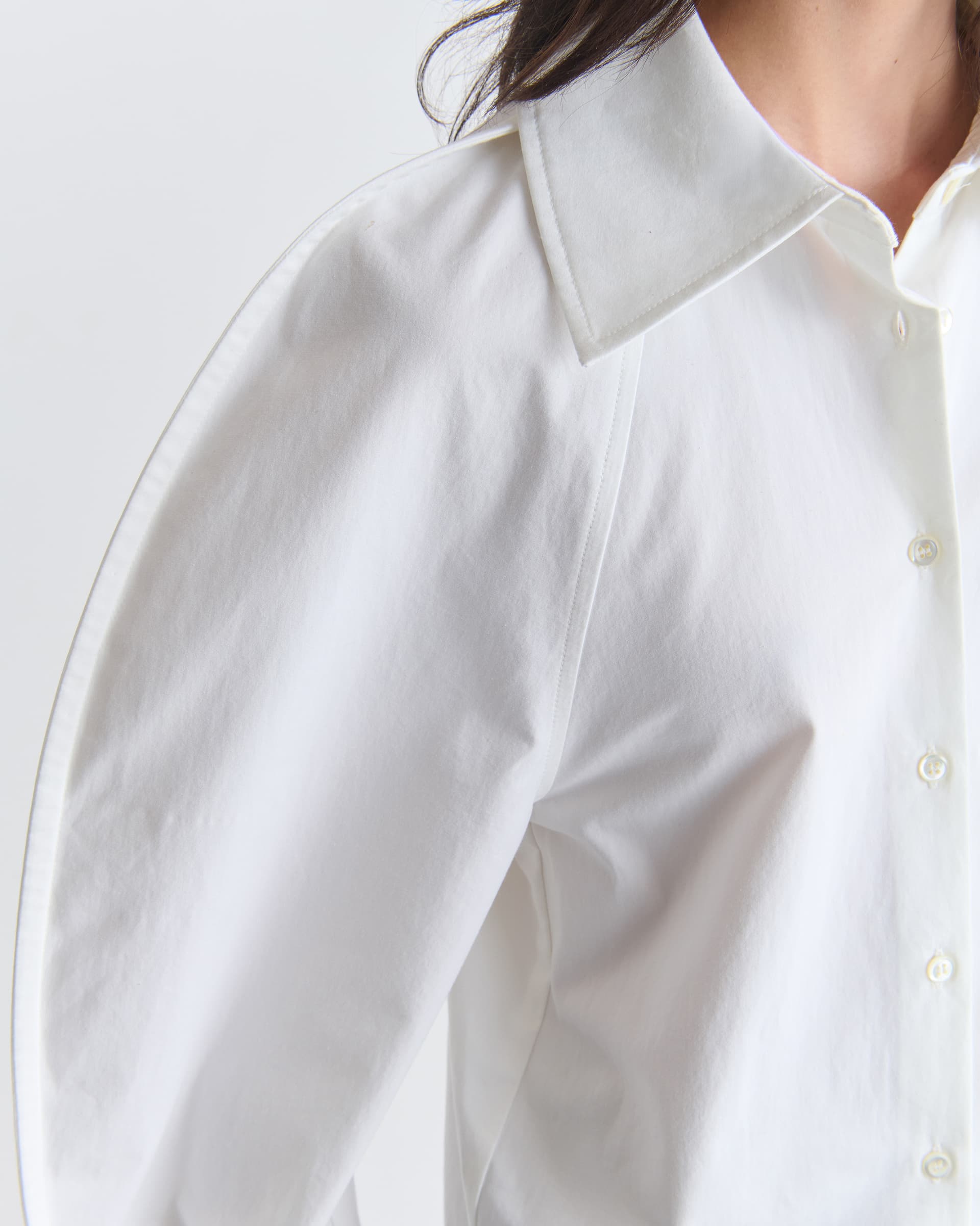 1537_4f2cda709c-12_siobhan_shirt_white_fine_poplin_0640-large