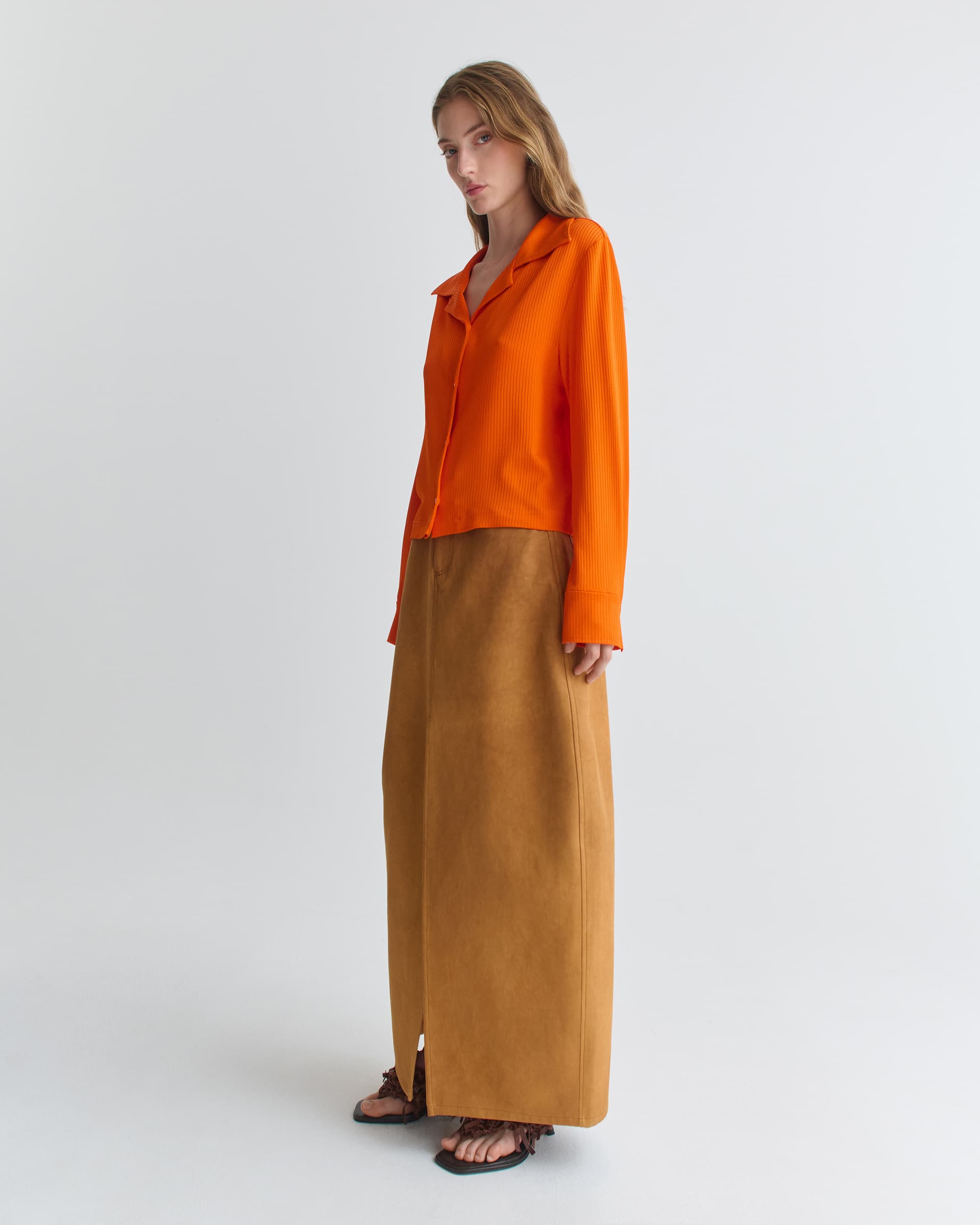 1538_21c6a67956-28_reese_shirt_tangerine_viscose_rib_1747-large