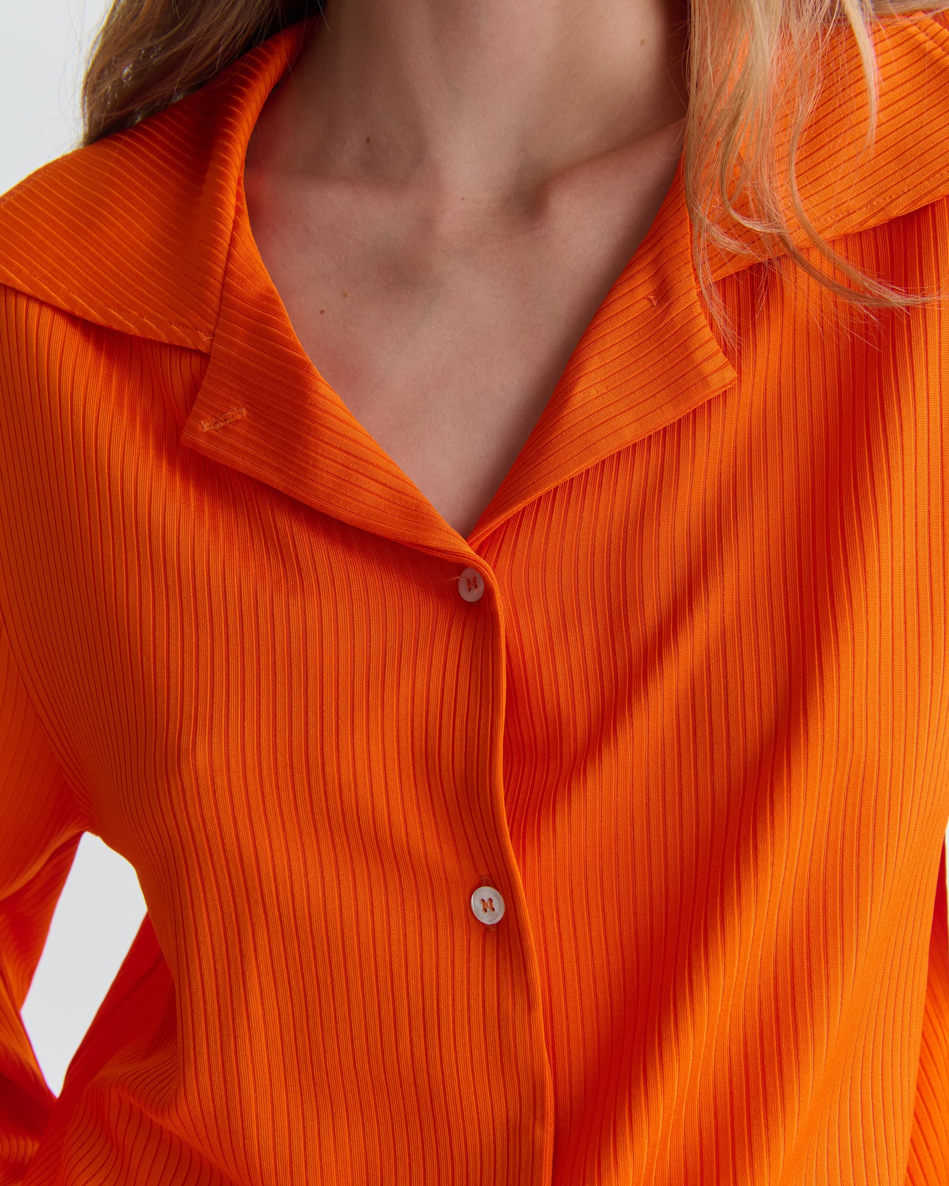 1538_80b5da994b-28_reese_shirt_tangerine_viscose_rib_1740-large