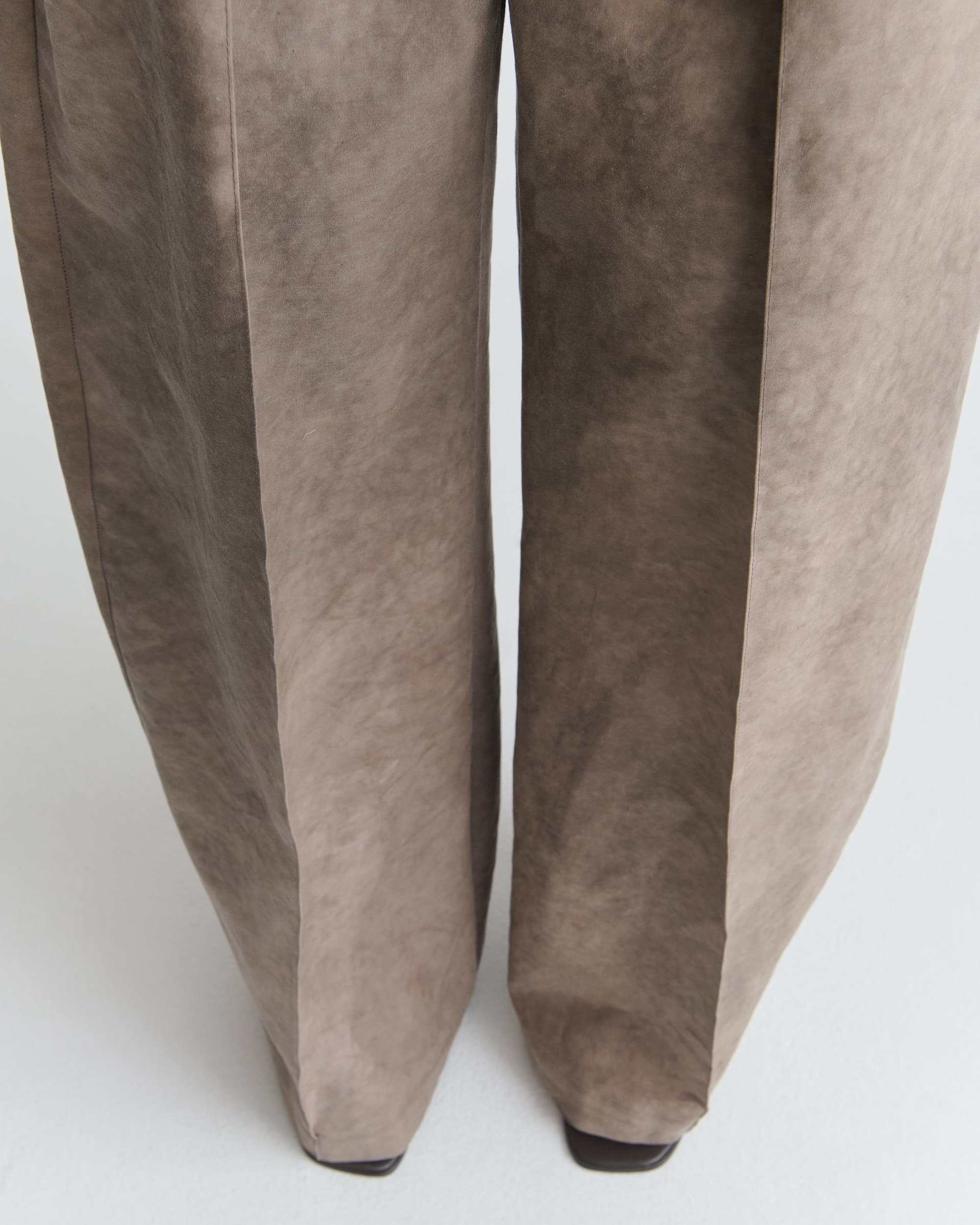 1546_94a3627081-14_winona_trouser_spreckled_greige_0939-large