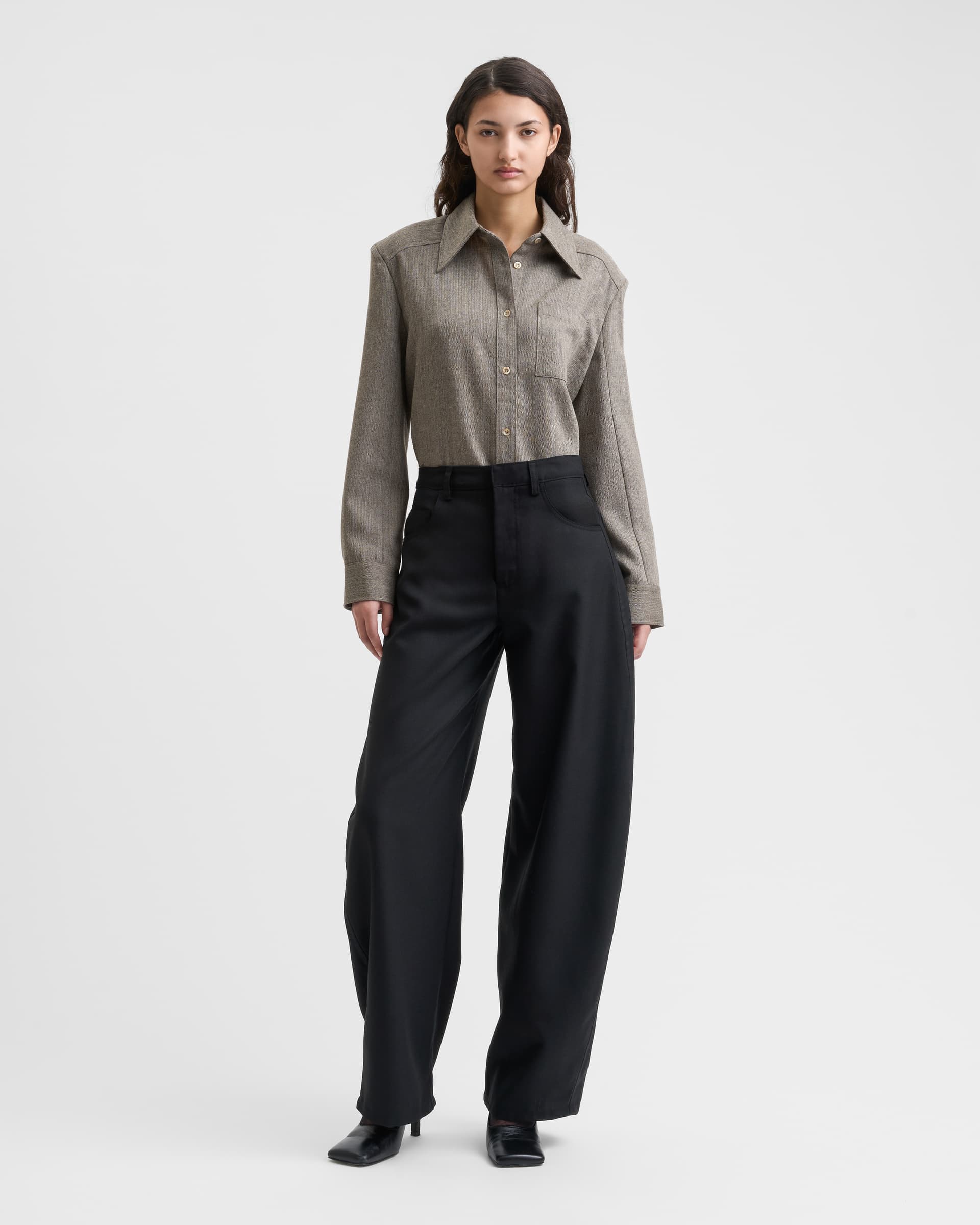 1547_f07763e0b6-sefr_fw26_soline-leather-trouser-black_8351-large
