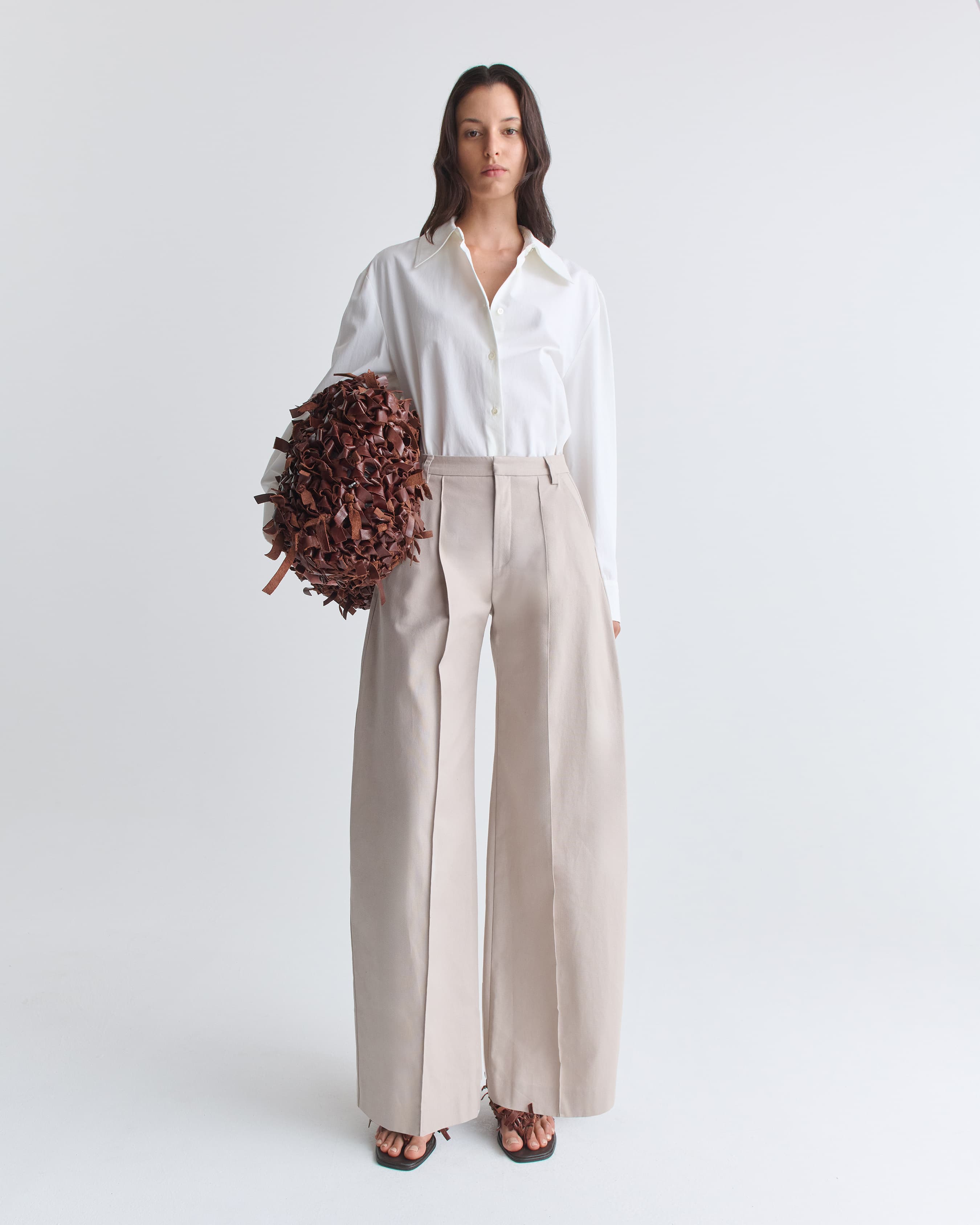 1553_60dfb46ca6-16_nantia_trouser_austere_beige_cotton_0793-large