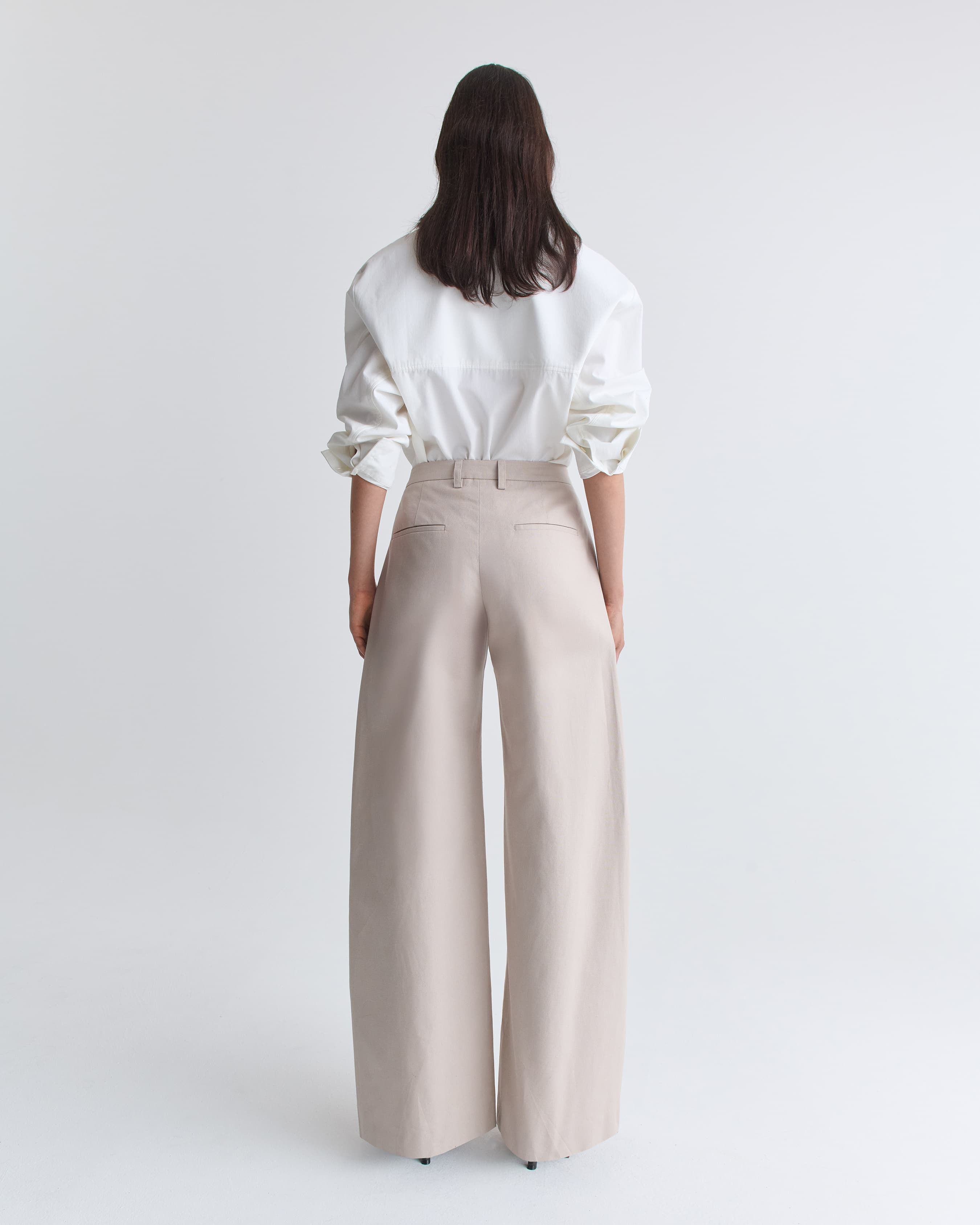 1553_c2b9b5d940-16_nantia_trouser_austere_beige_cotton_0834-large