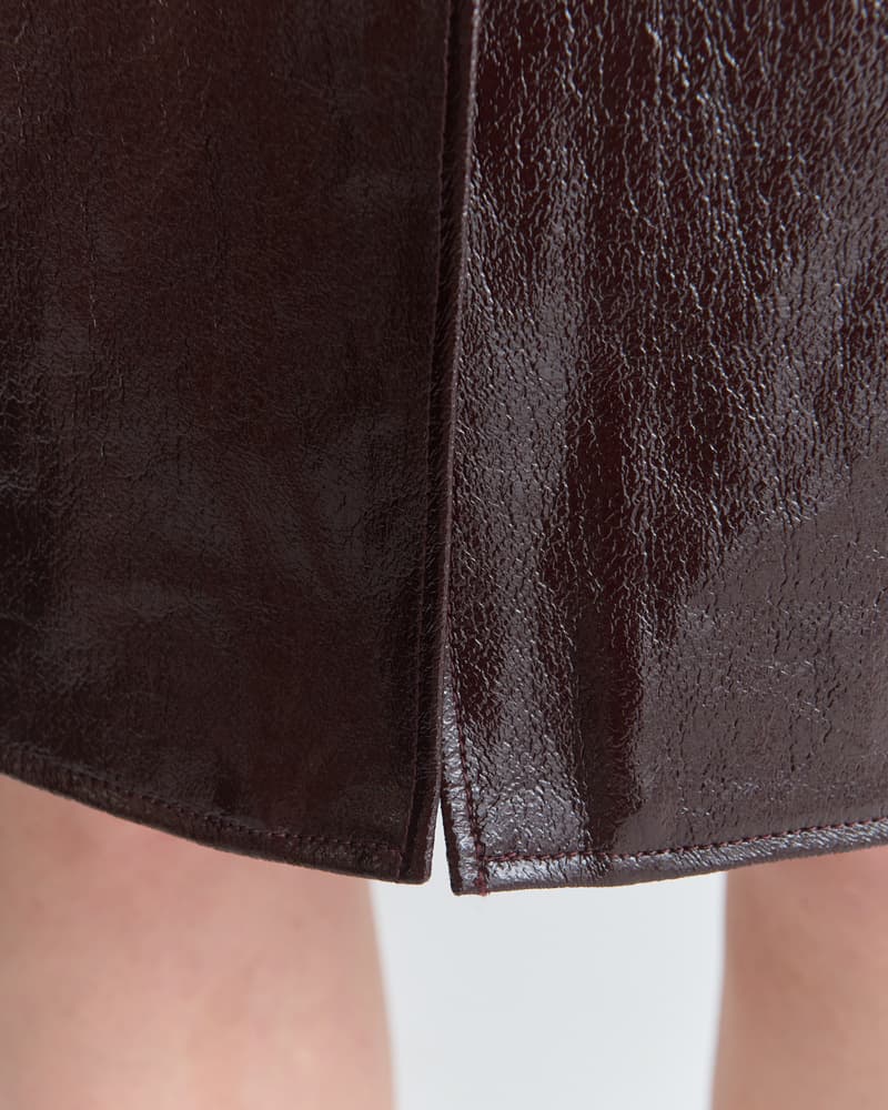 1559_d3a687d5df-23_odessa_skirt_laminated_linen_1473-full