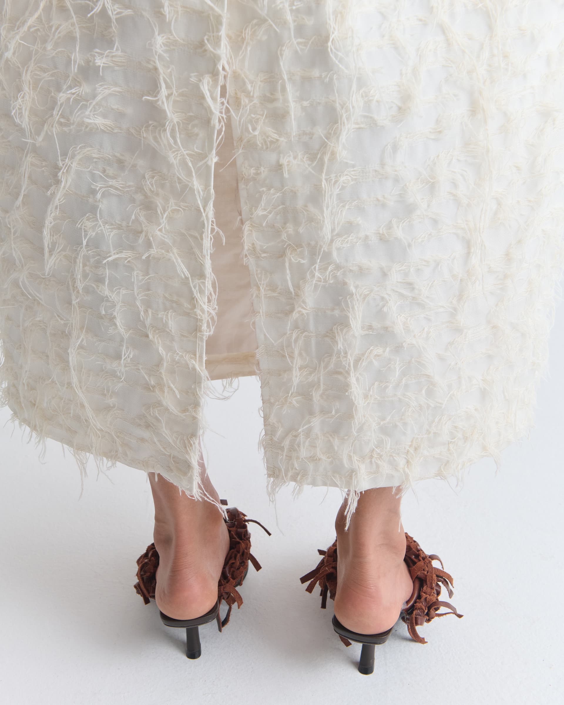 1560_6358d3759f-10_georgia_skirt_white_fringe_0513-large