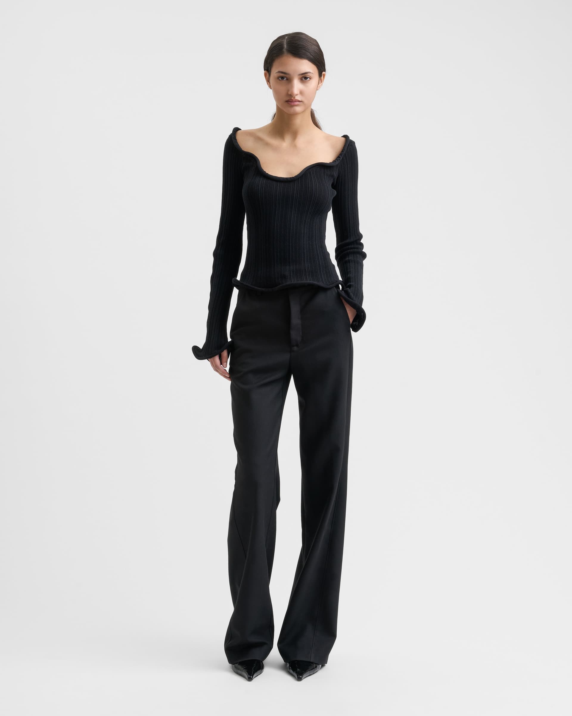 1594_d296f87f6f-sefr_fw26_giselle-sweater-black-rib-_0003-large