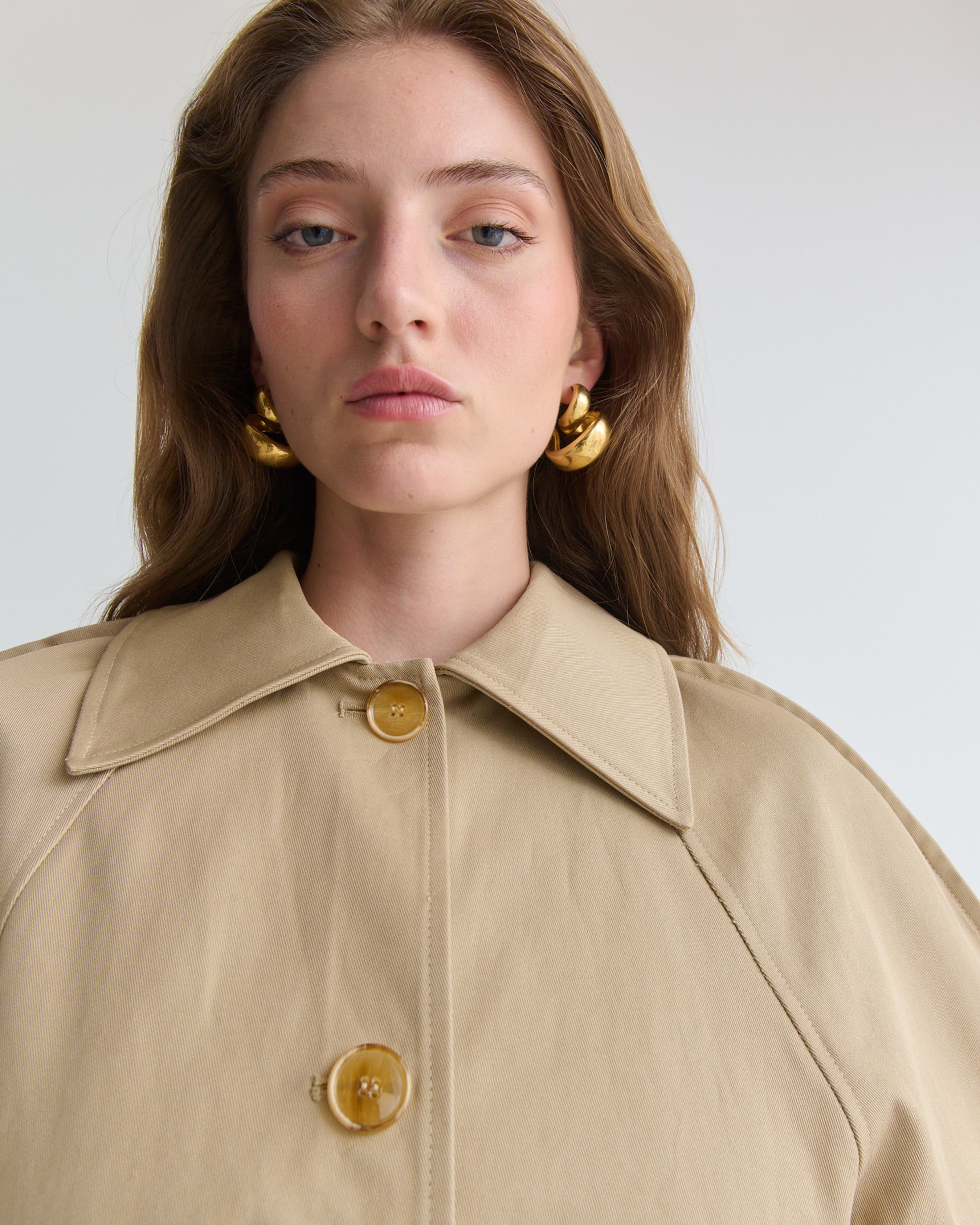 1601_7333f18b2d-29_salome_trench_coat_gabardine_khaki_1808-large