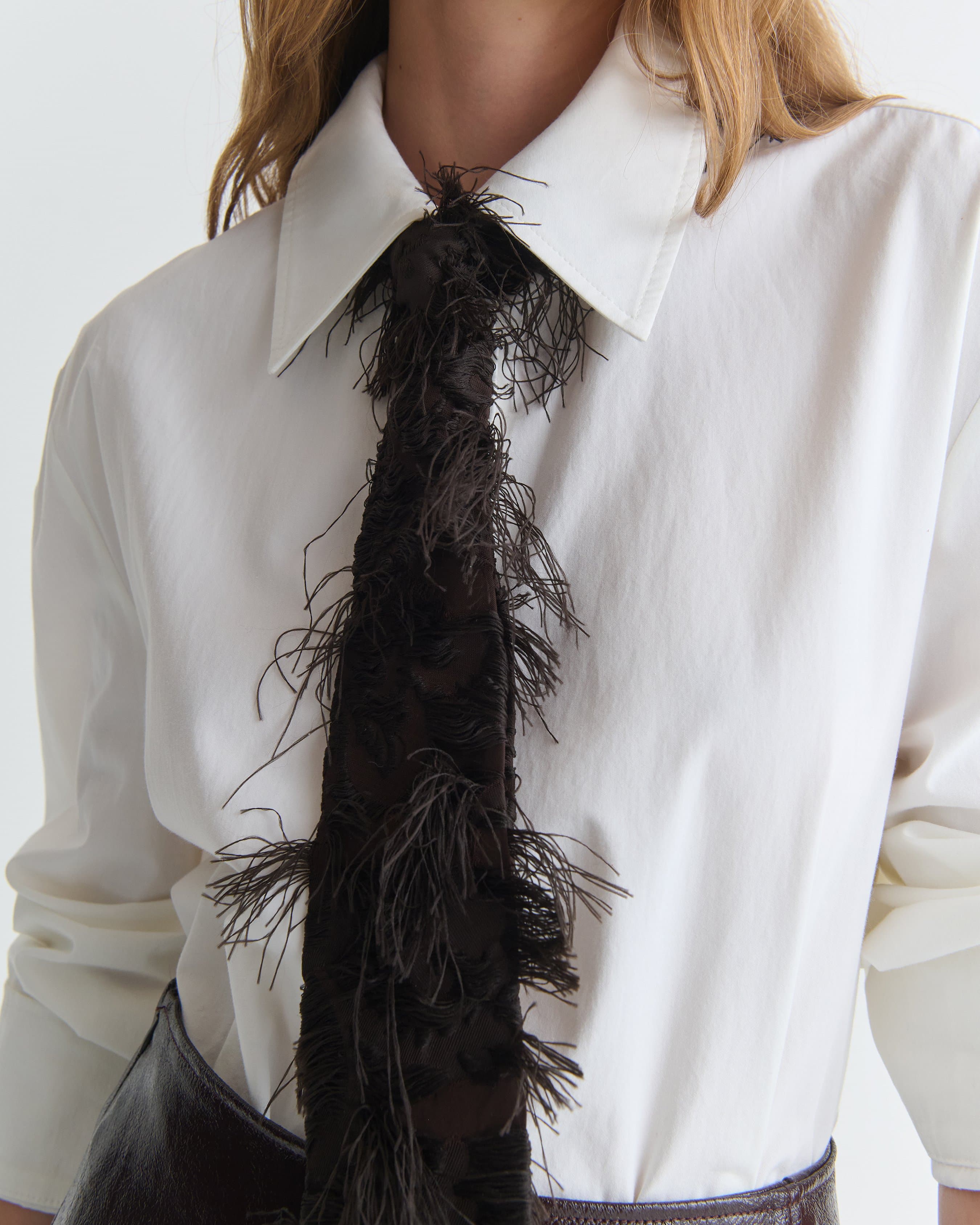 1613_1dddd944ff-24_lyria_tie_fringed_black_vis_1523-large
