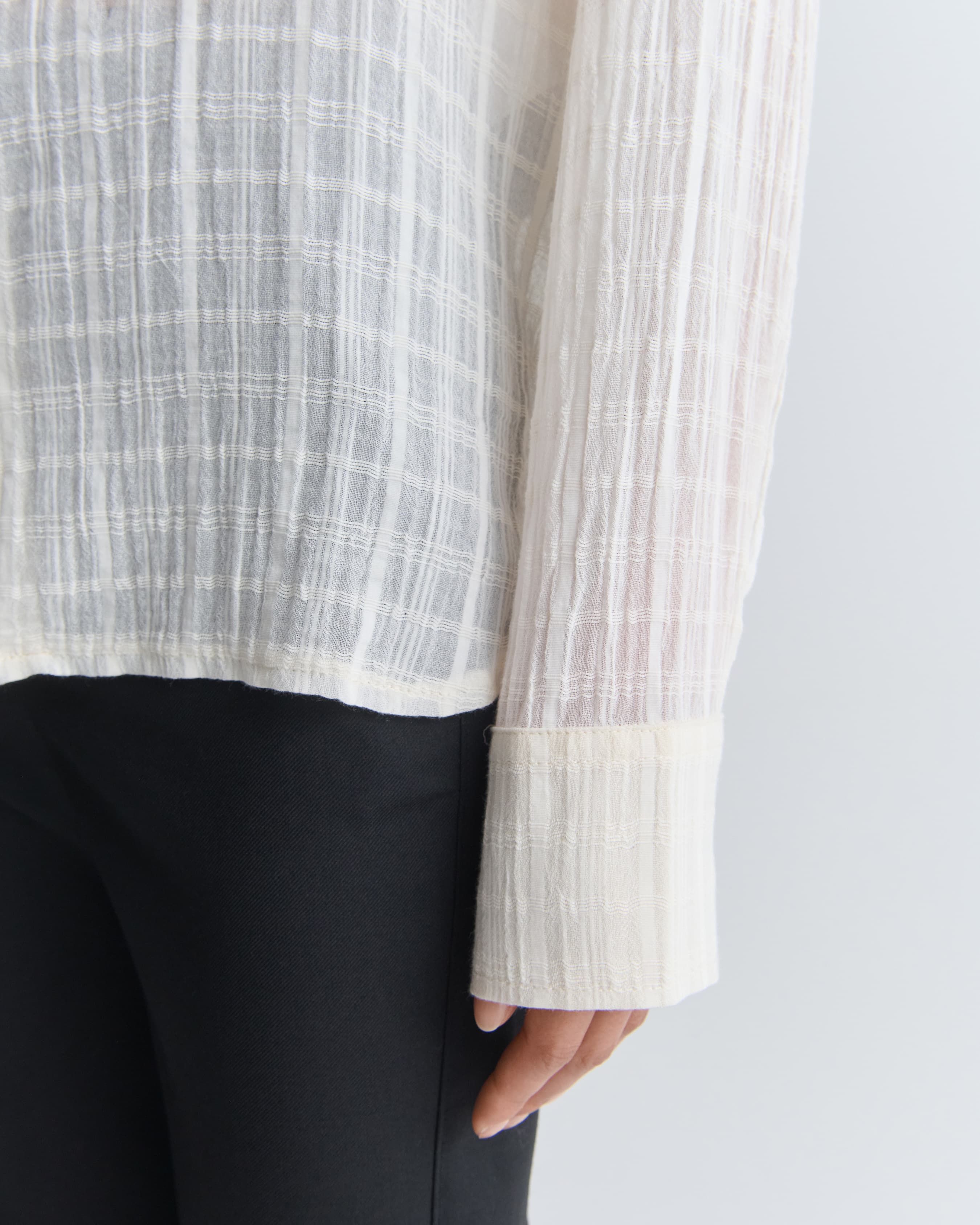 1617_c53ea9c28e-06_imogen_shirt_cloud_white_check_0308-large