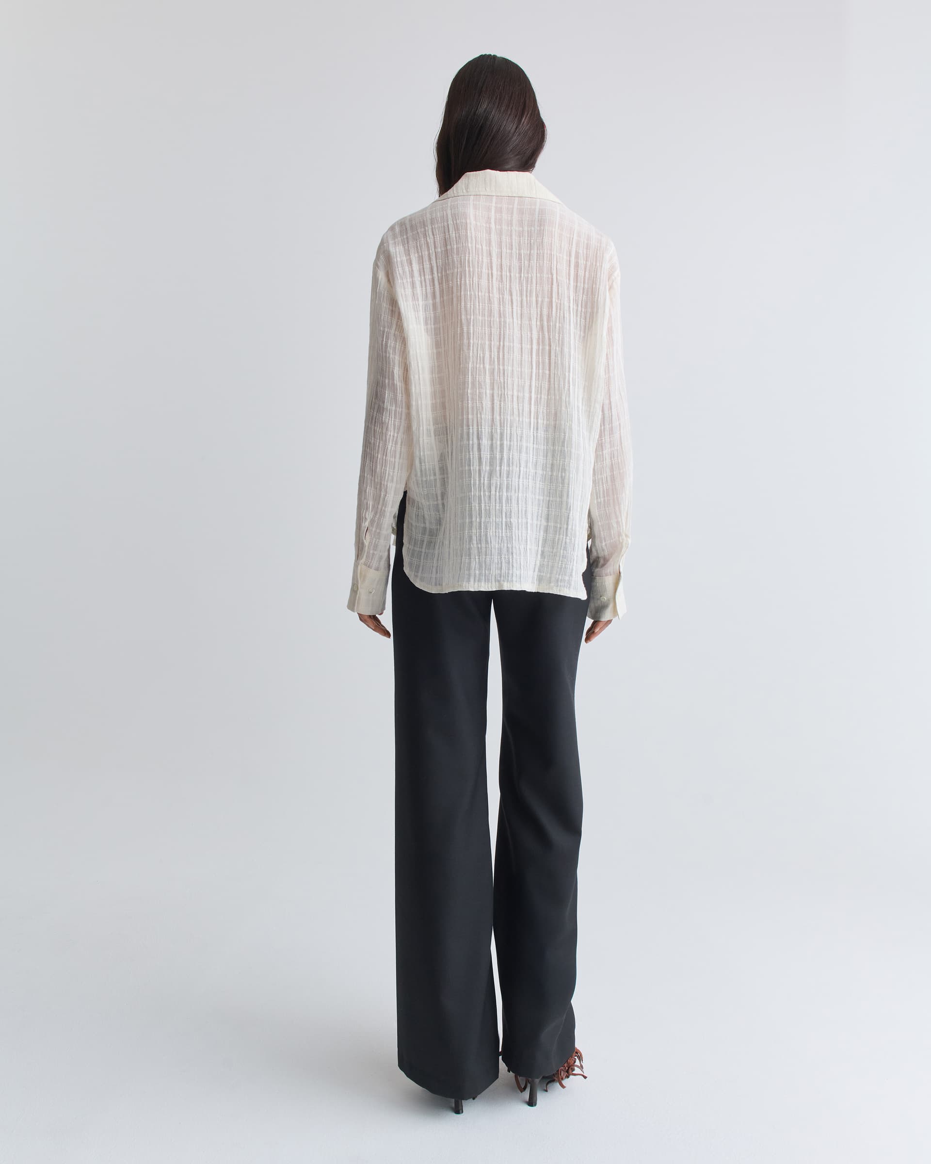 1617_f140a0907b-06_imogen_shirt_cloud_white_check_0319-large