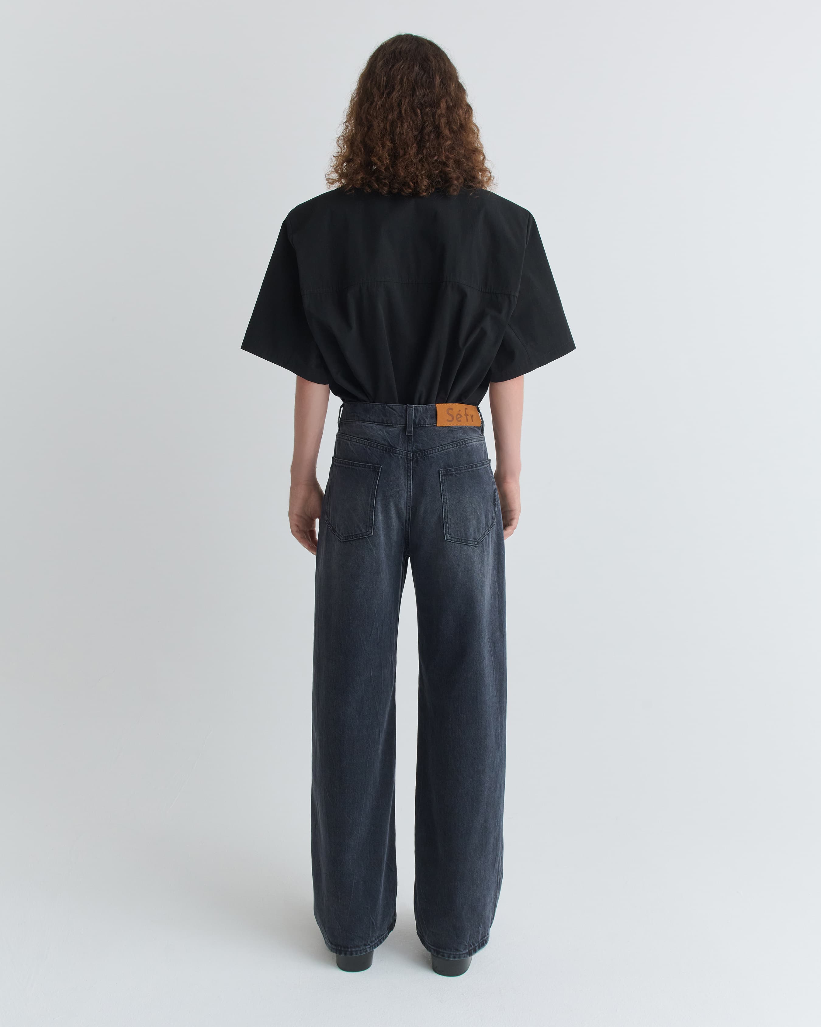 1624_3cc10ba4cd-05_relaxed_cut_black_worn_wash_0300-large