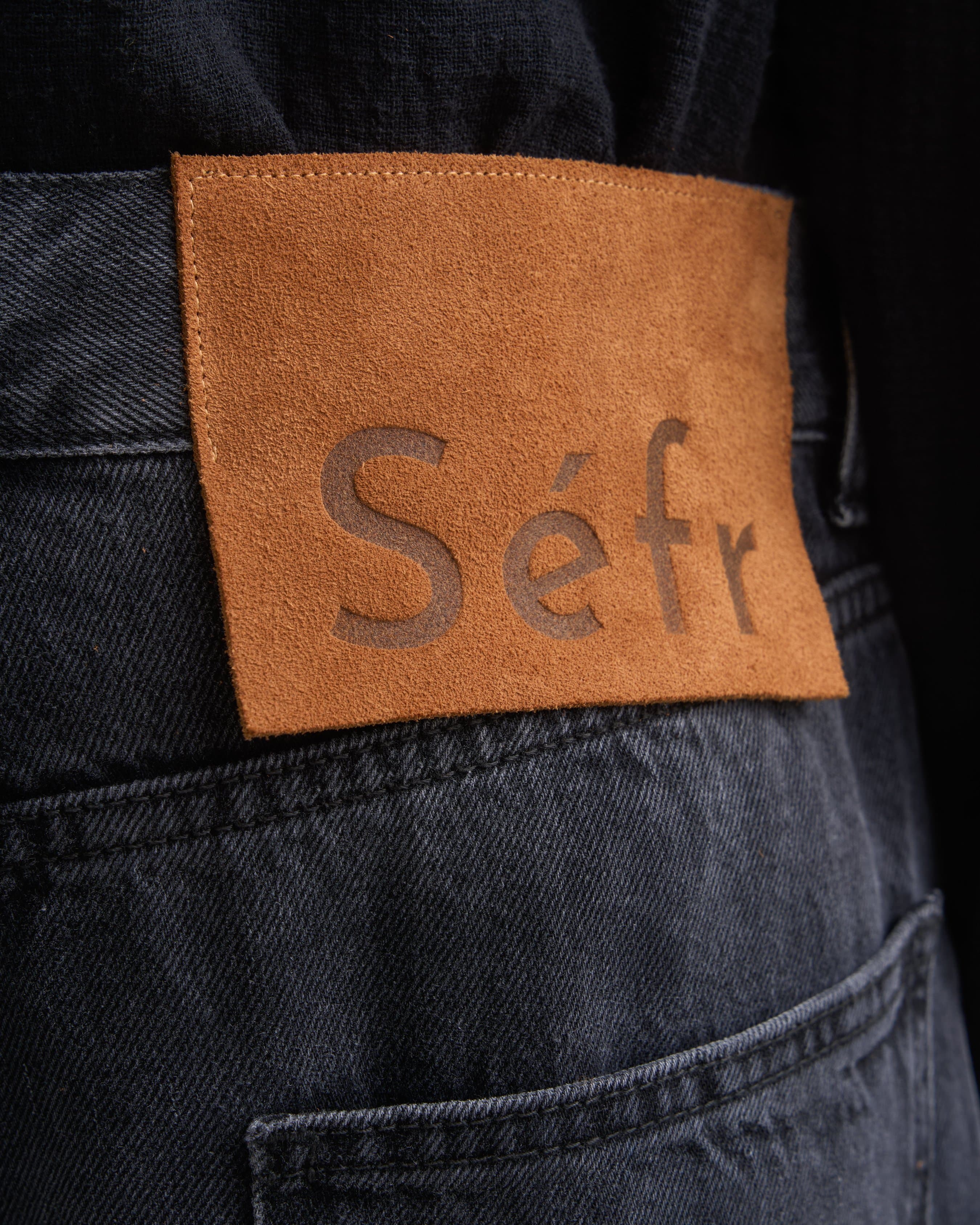 1624_a793b5d4bf-sefr_fw26_relaxed-cut-black-worn-wash_2410-large