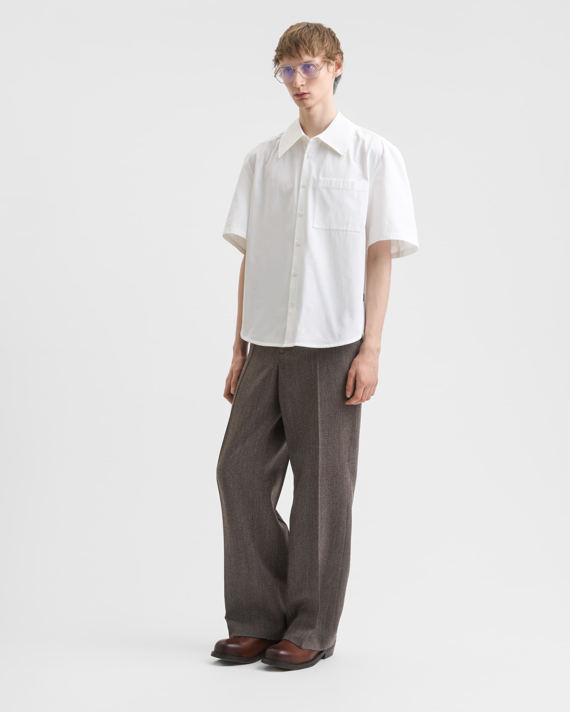 1656_feb1900068-sefr_fw26_waylon-shirt-white-fine-poplin_9914-large