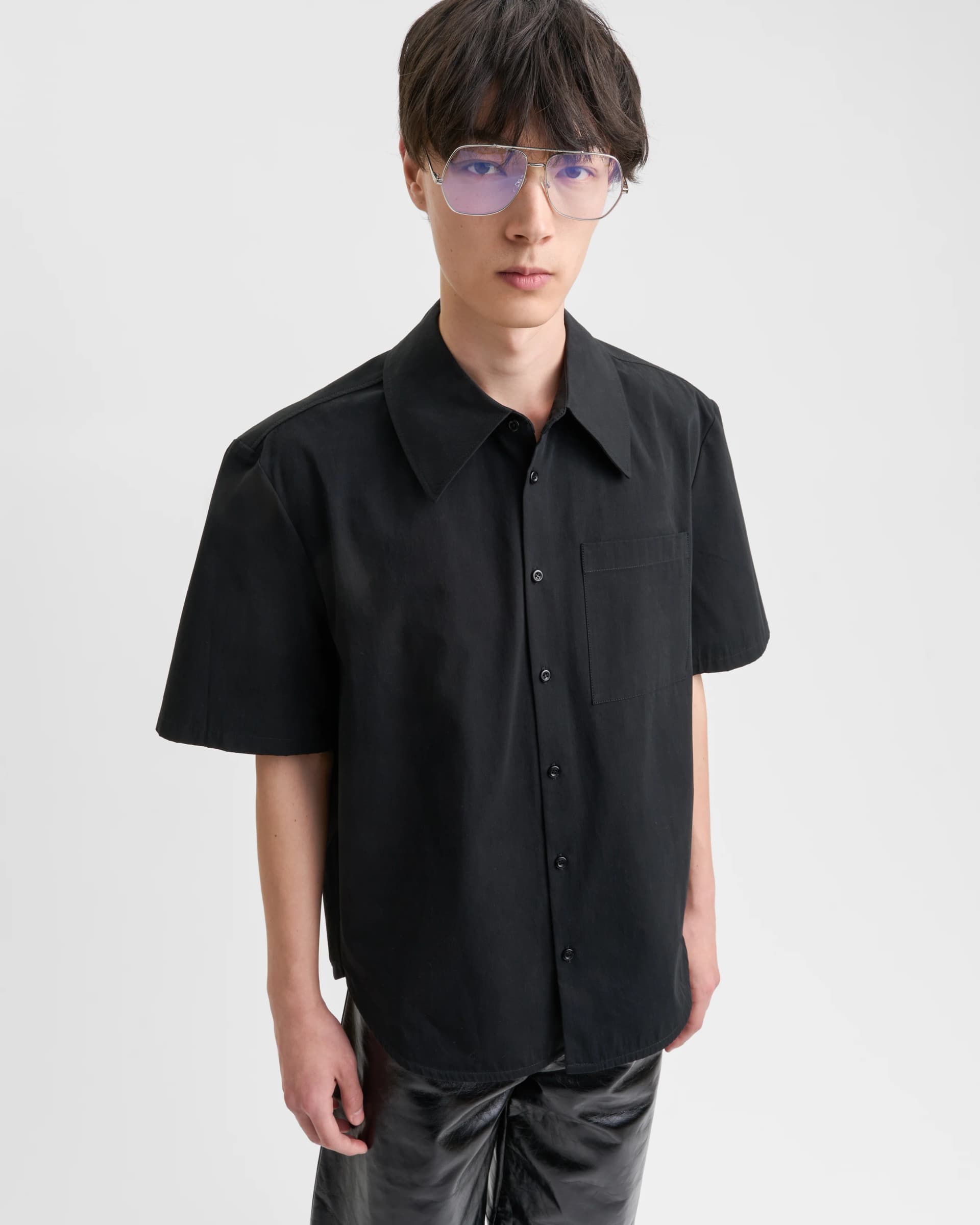 1657_eaca5b6593-sefr_fw26_waylon-shirt-black-fine-poplin_6380-large