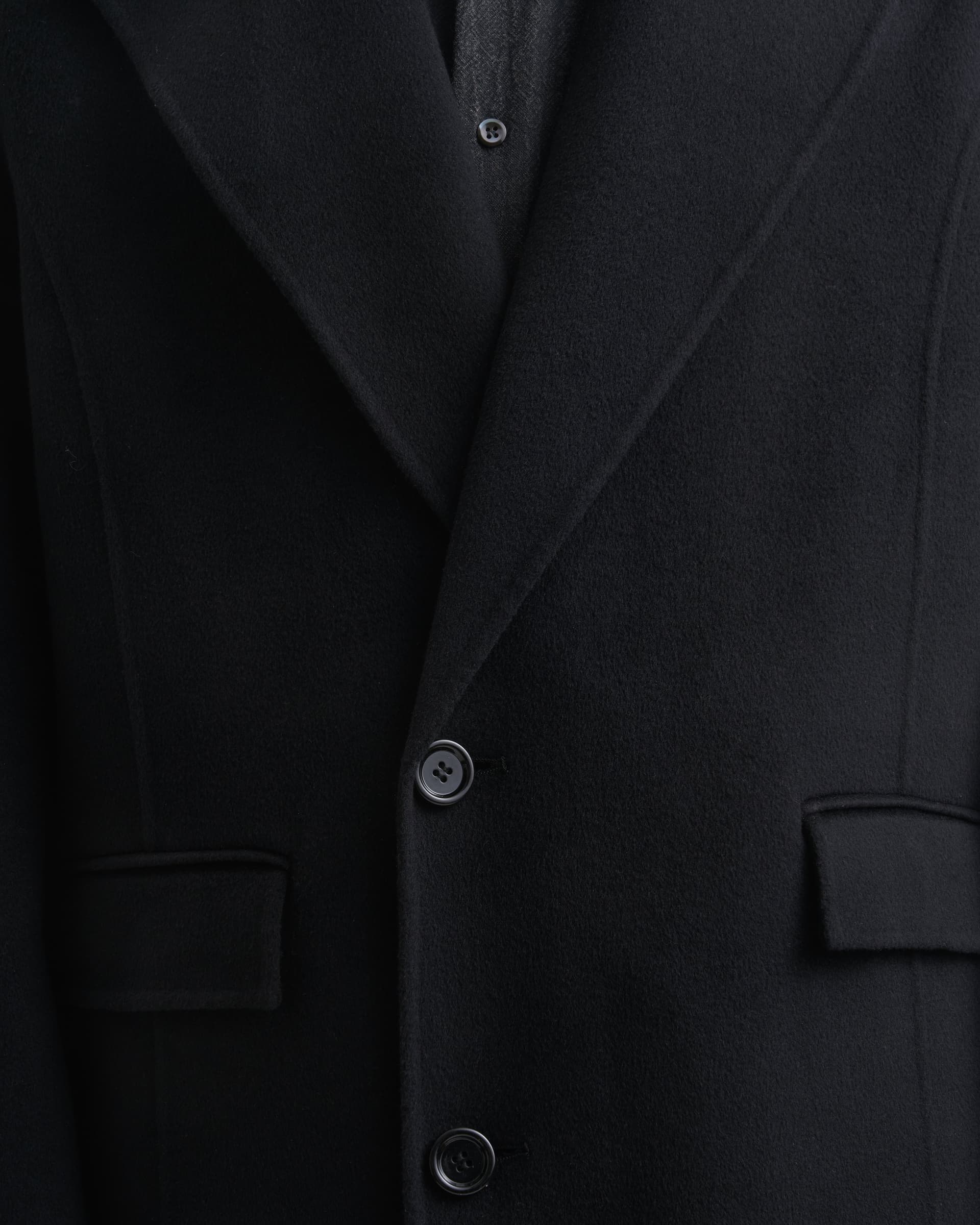 1689_16e2af6edd-sefr_fw26_cashmere-coat-black_5769-large