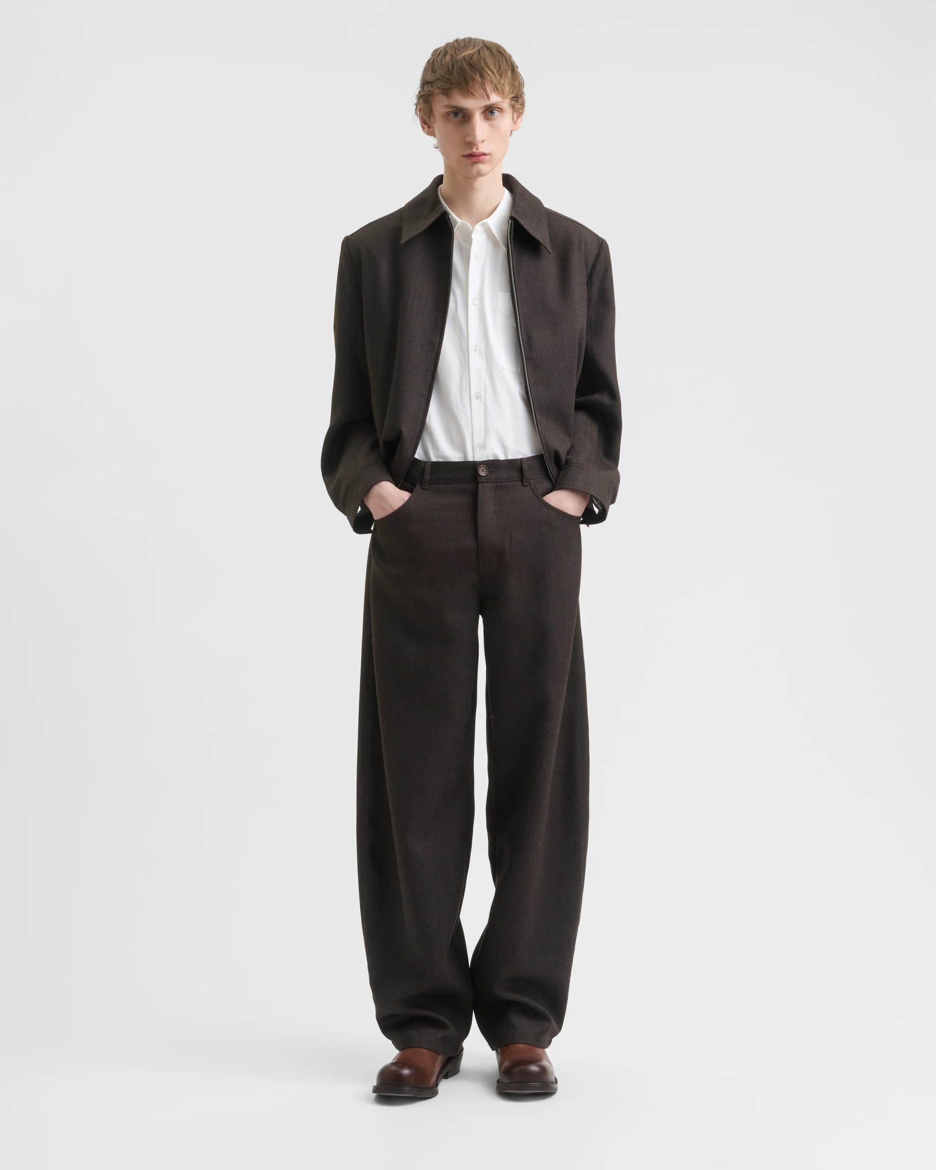 1698_6c026c36b0-sefr_fw26_nasedo-trouser-dark-brown_0056-large