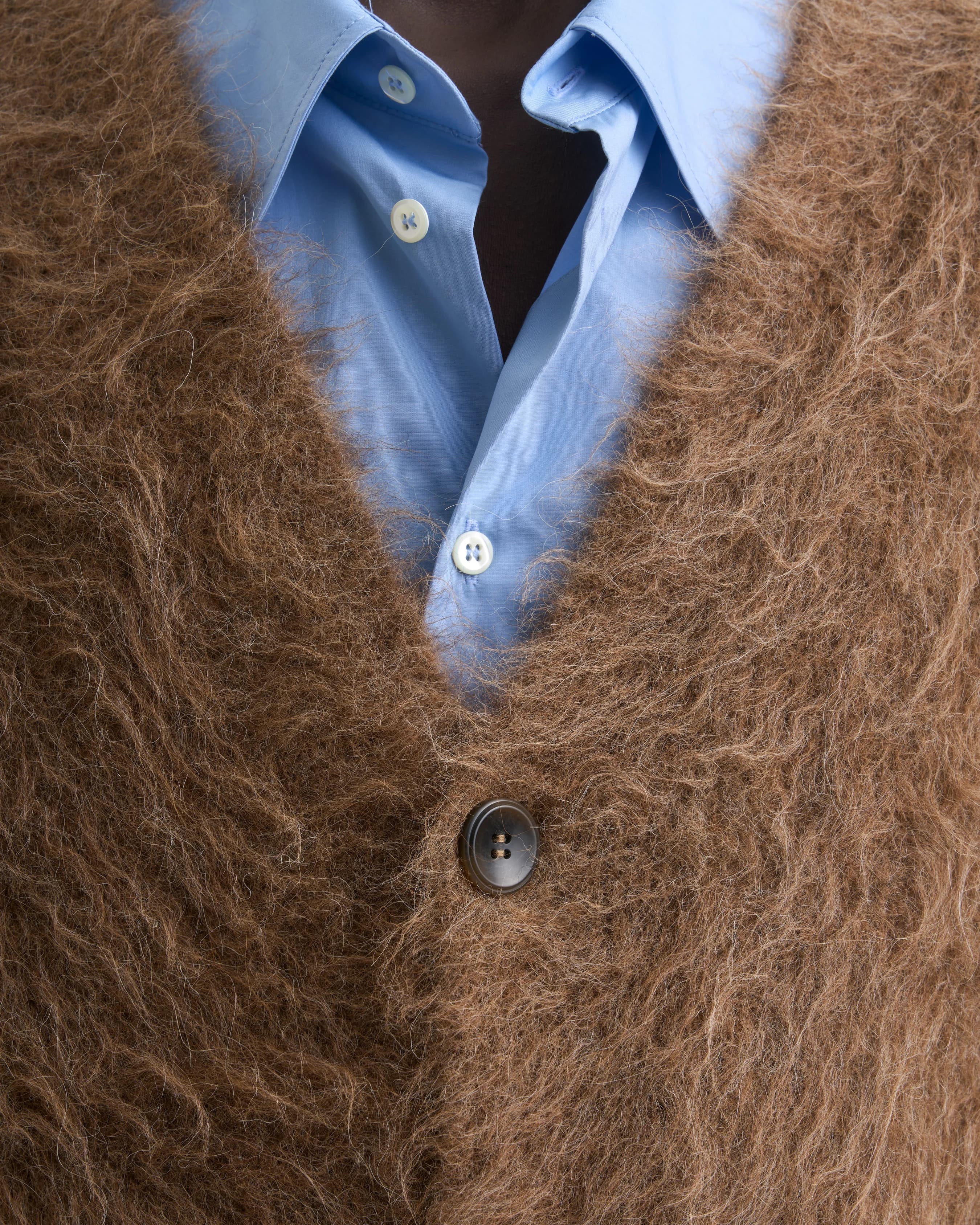 1701_d01be46ad7-sefr_fw26_lee-cardigan-taupe-alpaca_3192-large