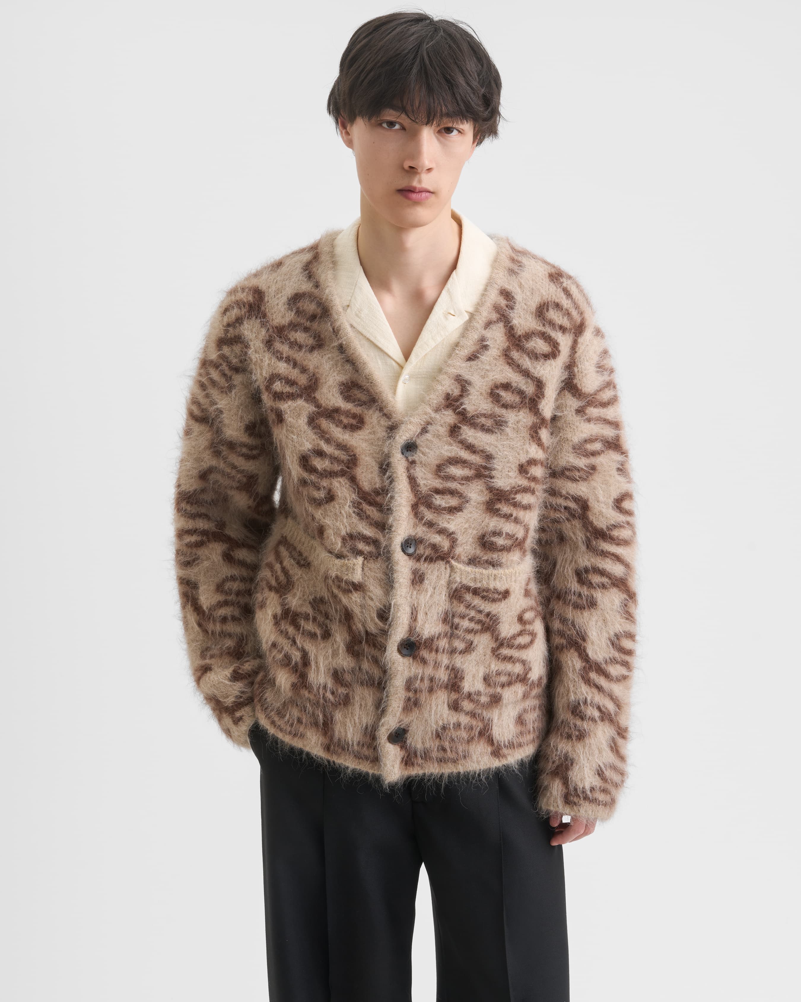1712_cefb38f6ec-sefr_fw26_monogram-cardigan-beige-brown6029-large