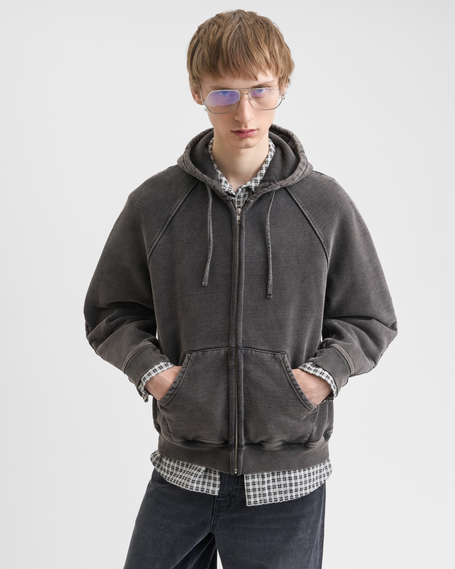 1719_41a42f4bb1-sefr_fw26_raglan-hoodie-washed-grey_9338-large
