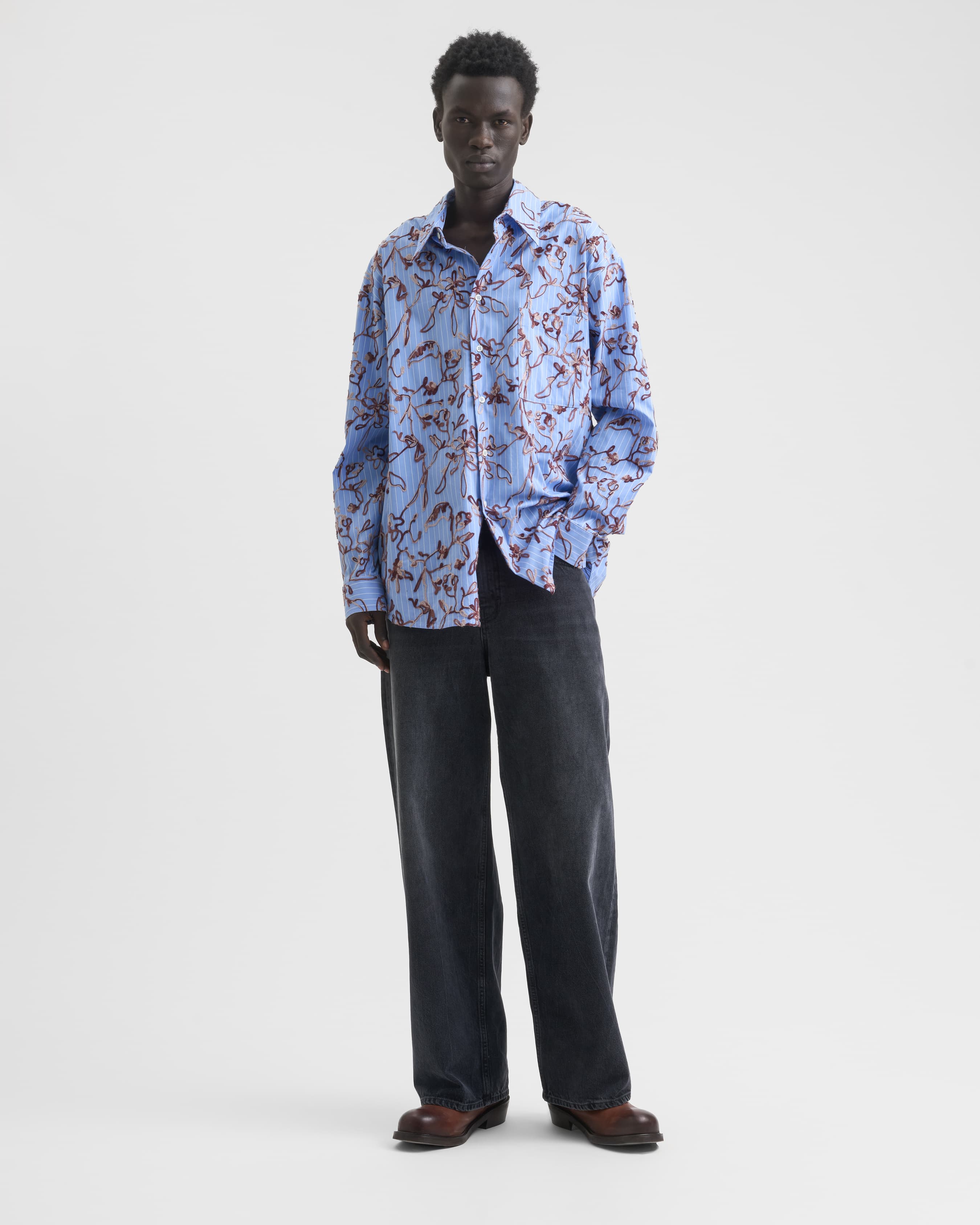 1730_0e9cdc368d-sefr_fw26_fluid-oversized-striped-shirt-embroidered-blue_2414-large