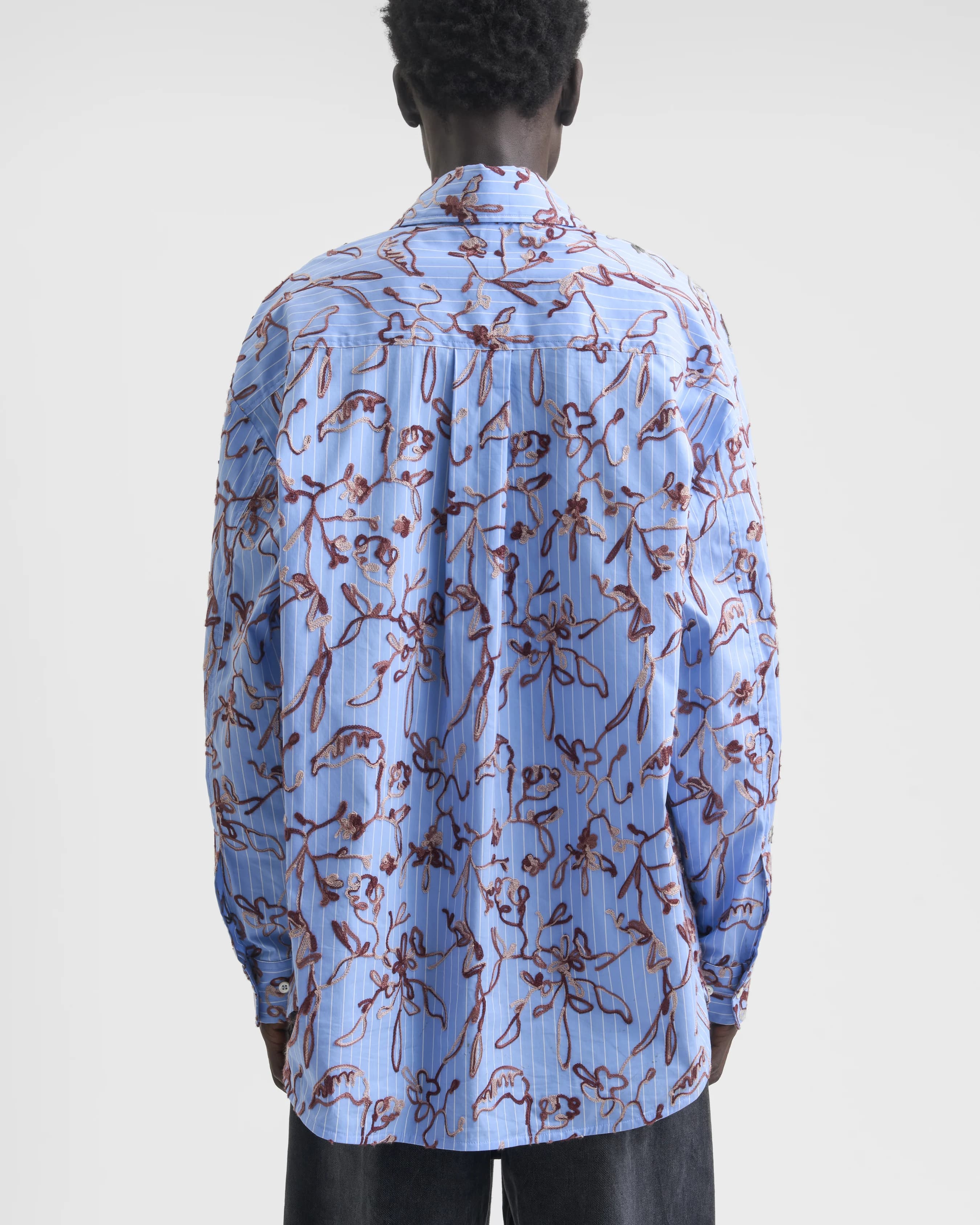 1730_d194ac1659-sefr_fw26_fluid-oversized-striped-shirt-embroidered-blue_2467-large