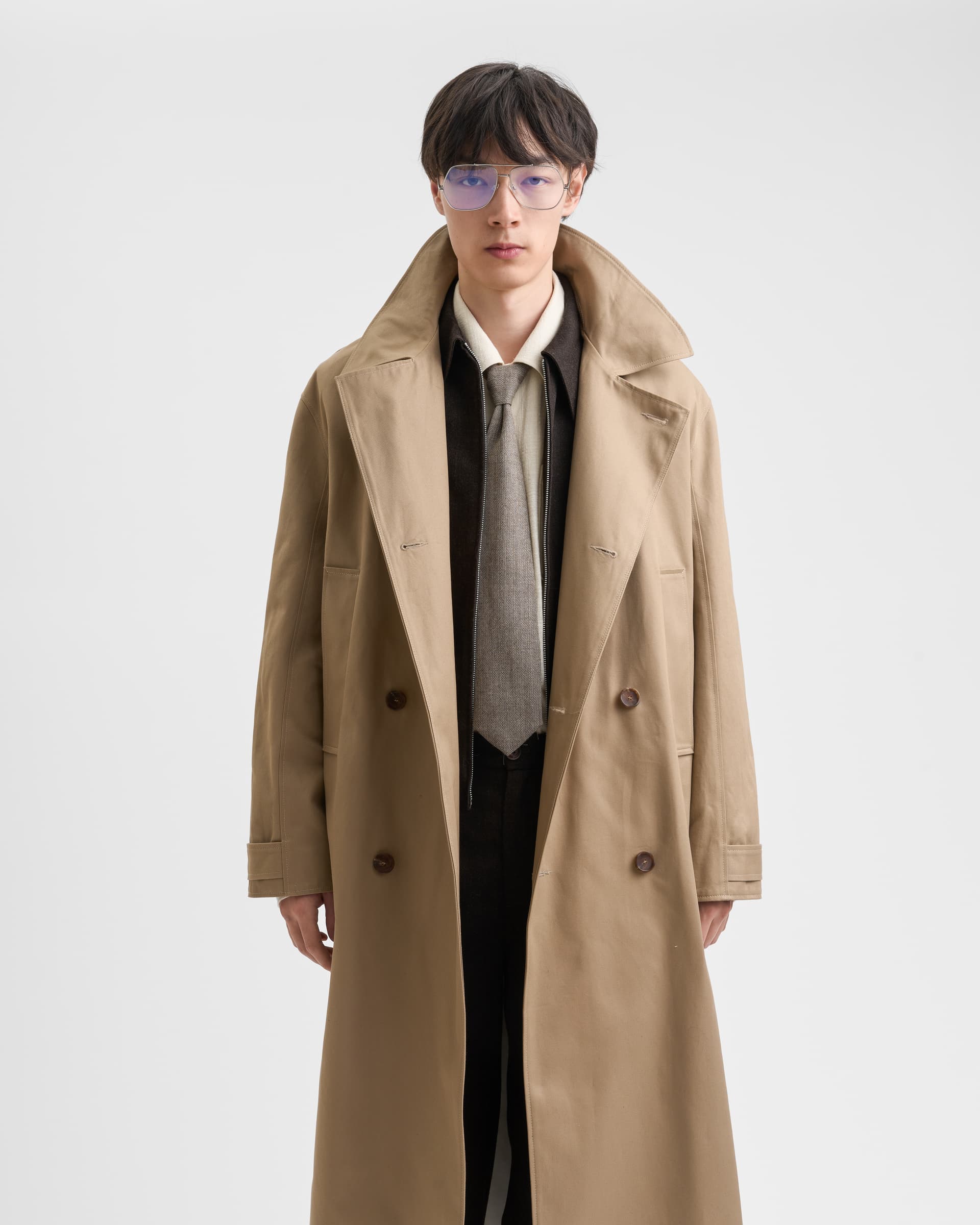 1738_fc5885c471-sefr_fw26_trench-coat-beige_6642-large