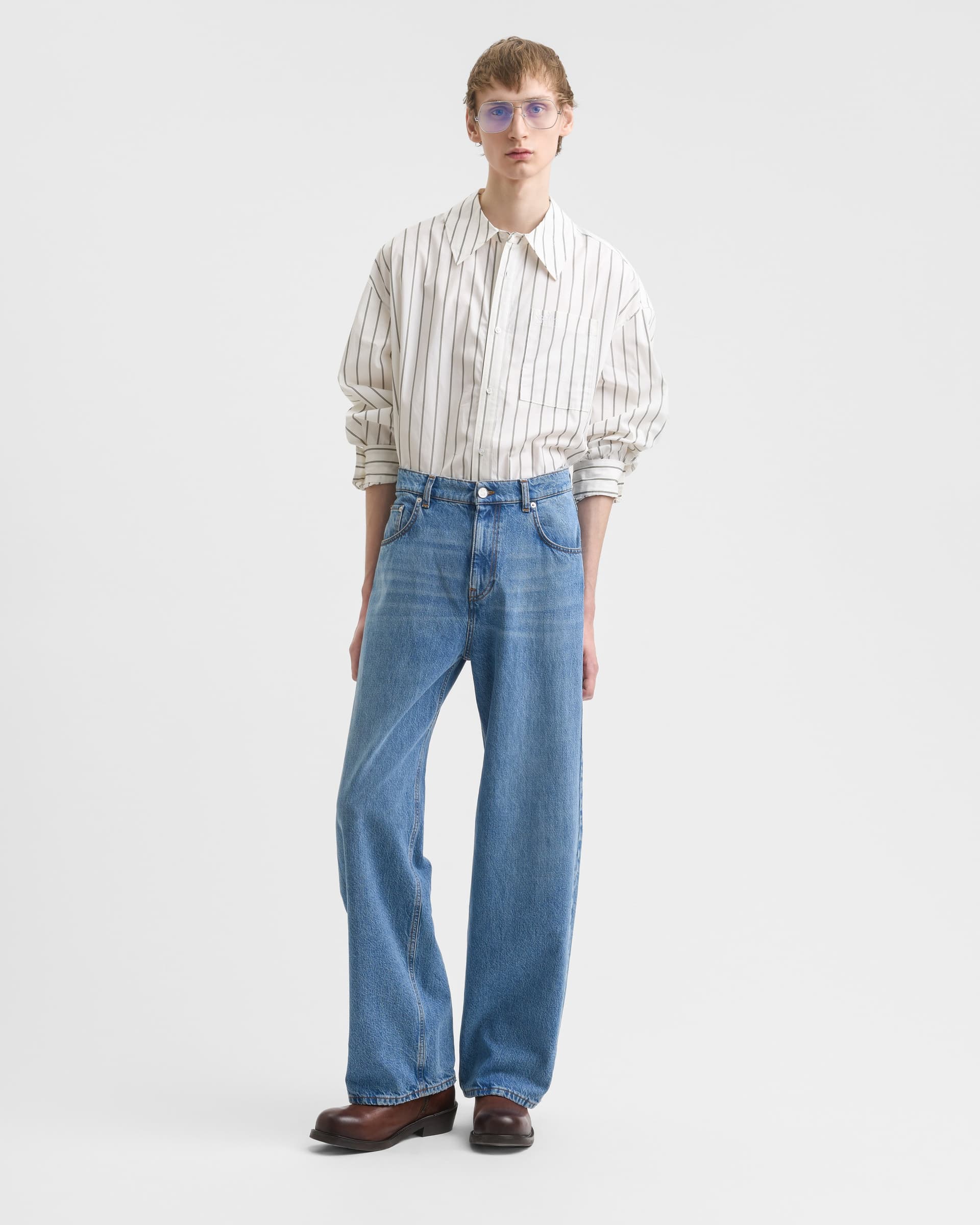 1739_96900fc8b9-sefr_fw26_relaxed-cut-blue-wash_9624-large